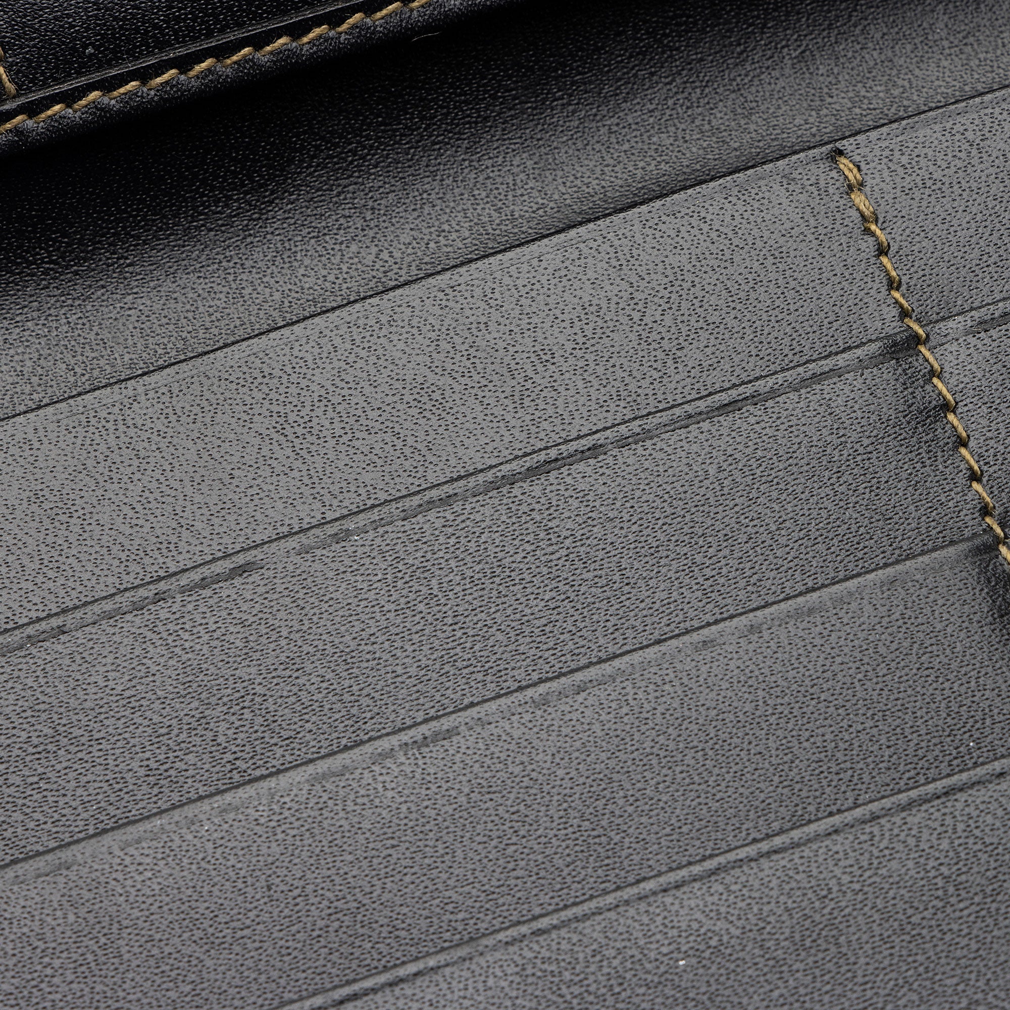 Fendi Vintage Penquin Canvas Flap Wallet (SHF-QiQsoi)