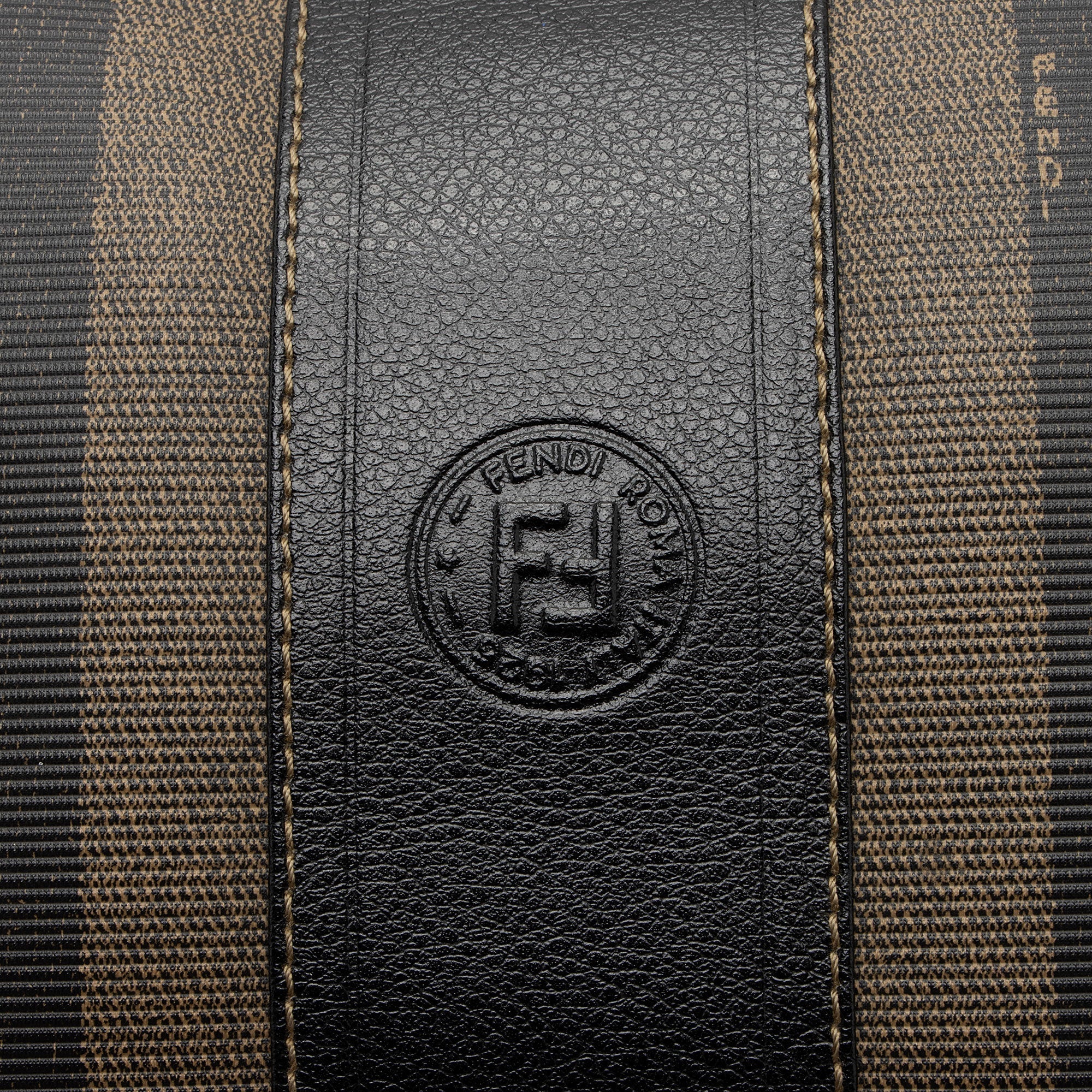 Fendi Vintage Pequin Shoulder Bag (SHF-Xlz5Fc)