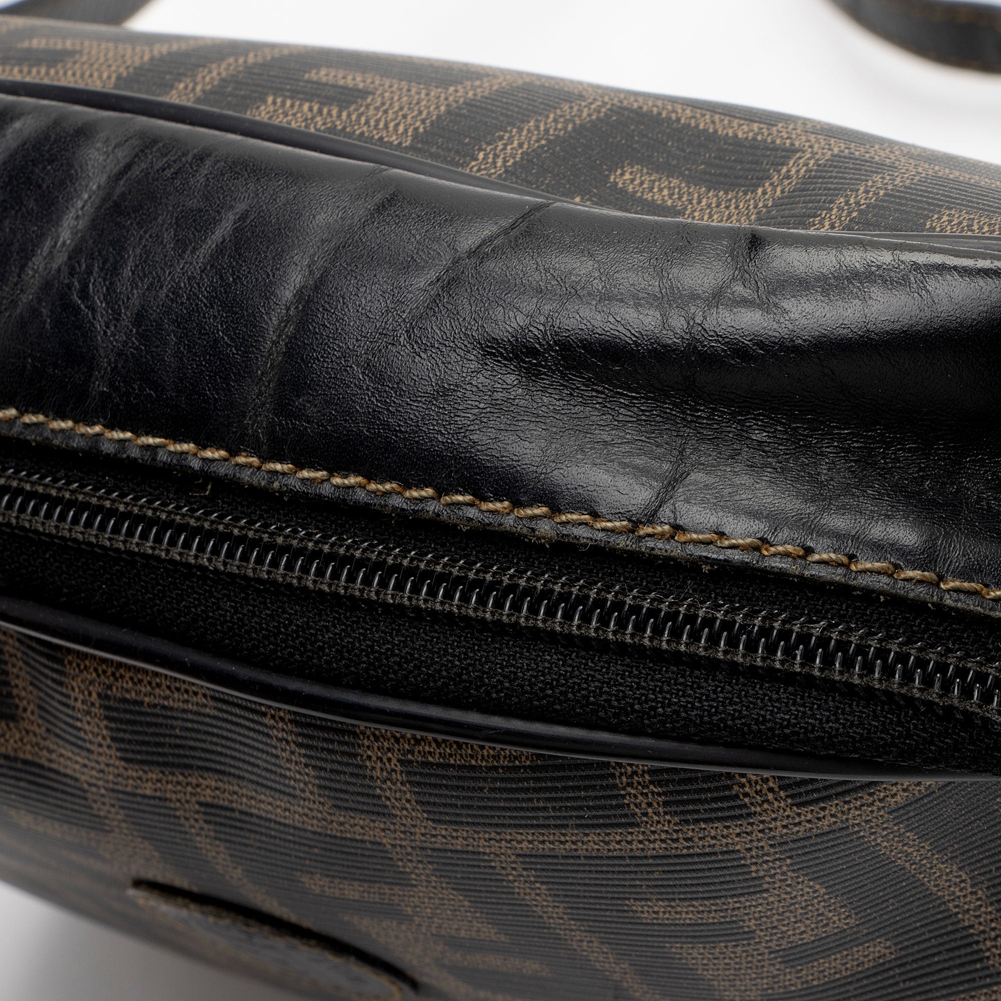 Fendi Vintage Zucca Dome Shoulder Bag (SHF-mIFD80)