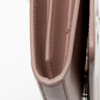 Fendi Vitello F is Fendi Wallet on Chain Bag (SHF-cDQUHV)
