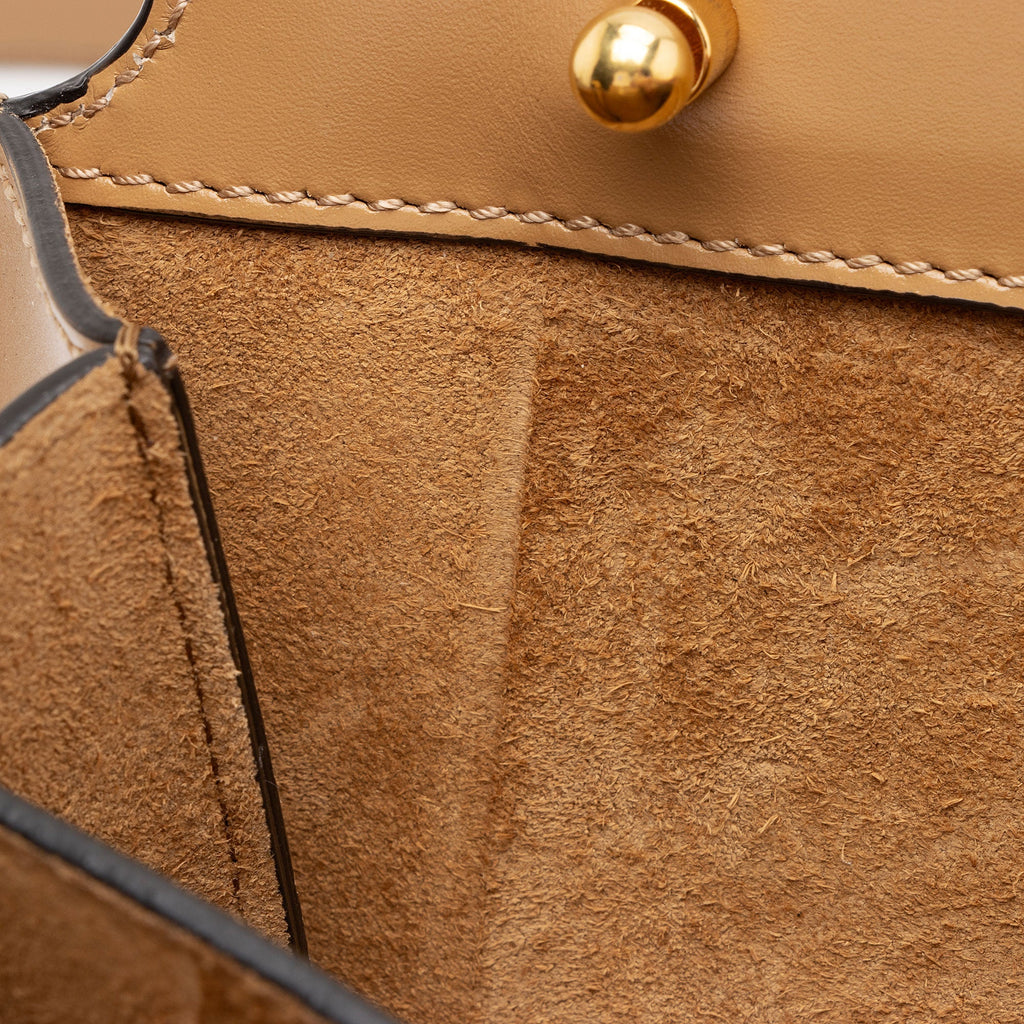 Fendi Vitello King Luxor Touch Shoulder Bag (SHF-UiVdWp)