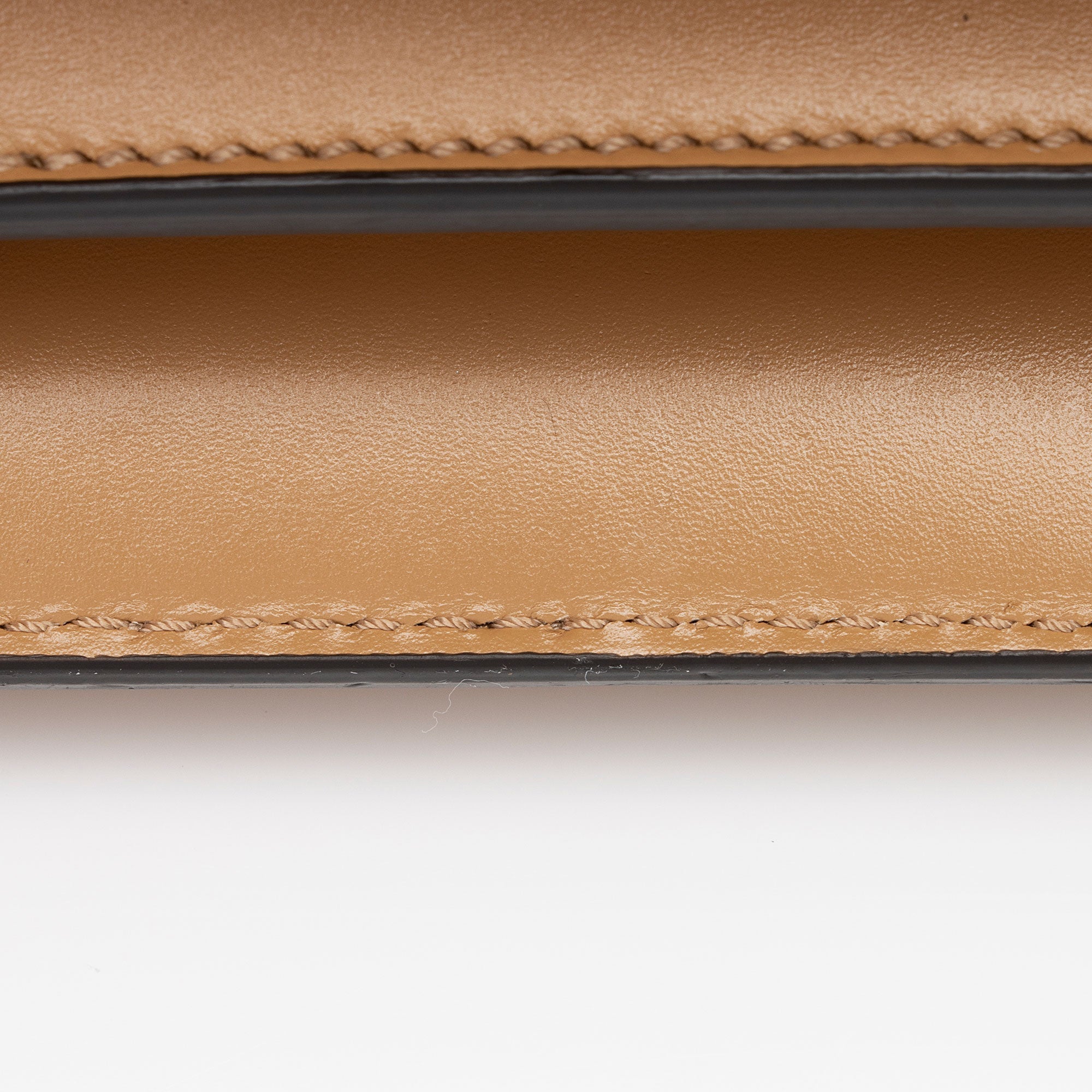 Fendi Vitello King Luxor Touch Shoulder Bag (SHF-UiVdWp)