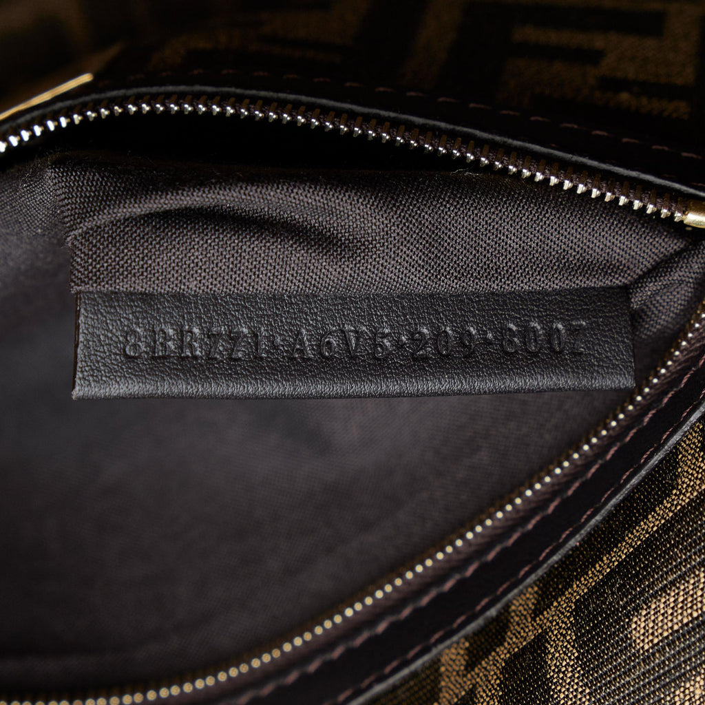 Fendi Zucca Baguette Satchel (SHG-MOyN7d)