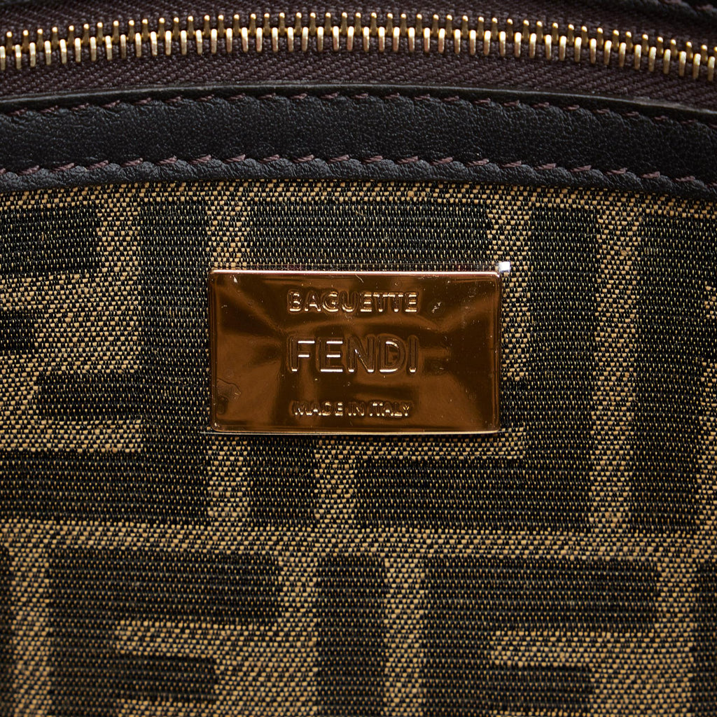Fendi Zucca Baguette Satchel (SHG-MOyN7d)