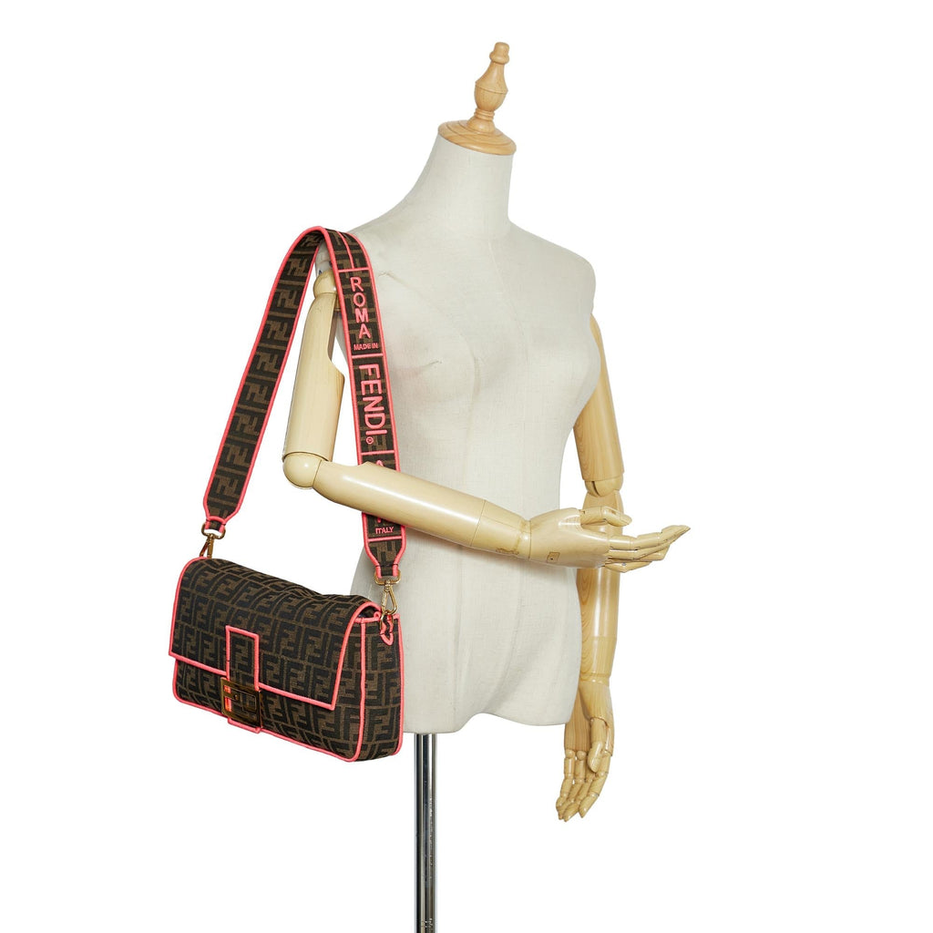 Fendi Zucca Baguette Satchel (SHG-MOyN7d)
