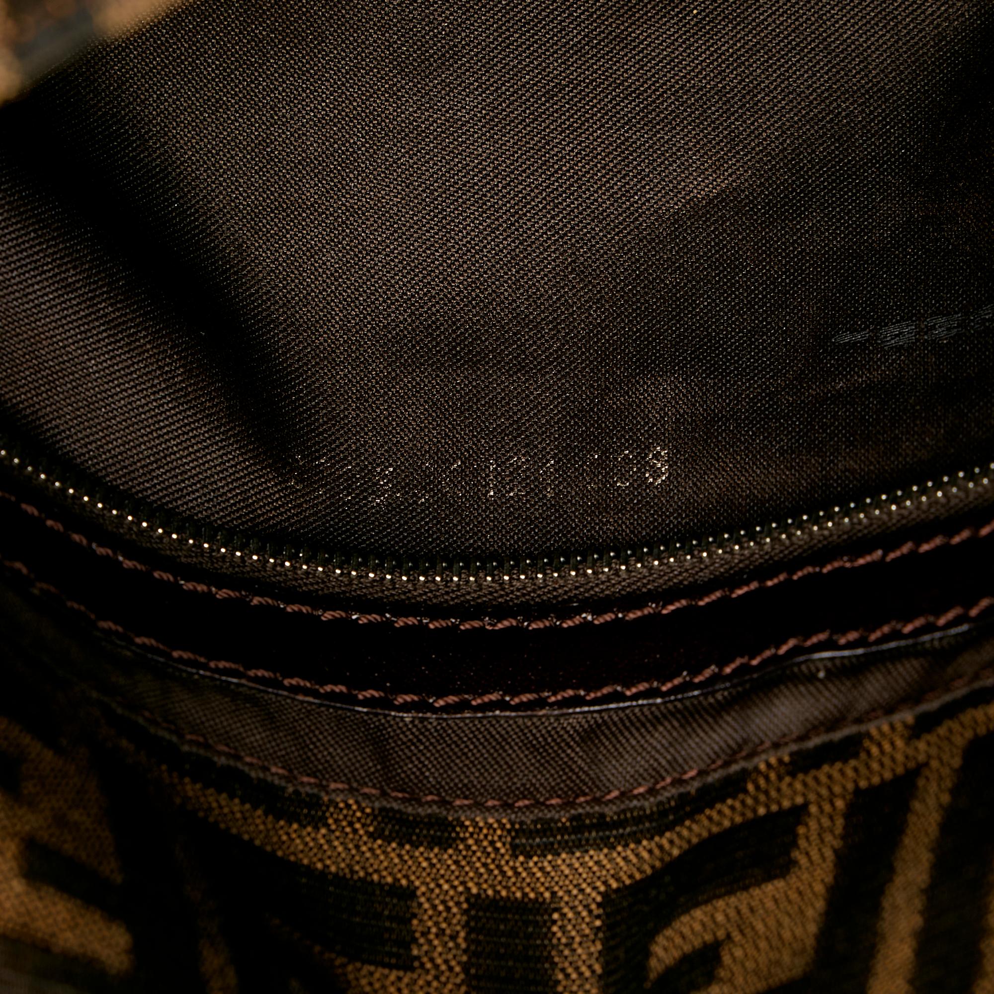 Fendi Zucca Baguette (SHG-H0SPgl)