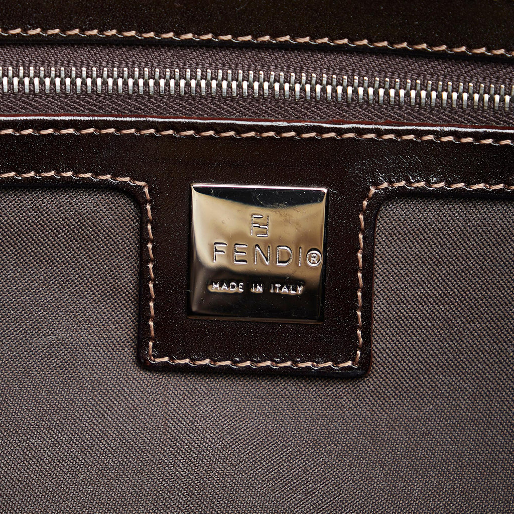 Fendi Zucca Baguette (SHG-yVRylk)