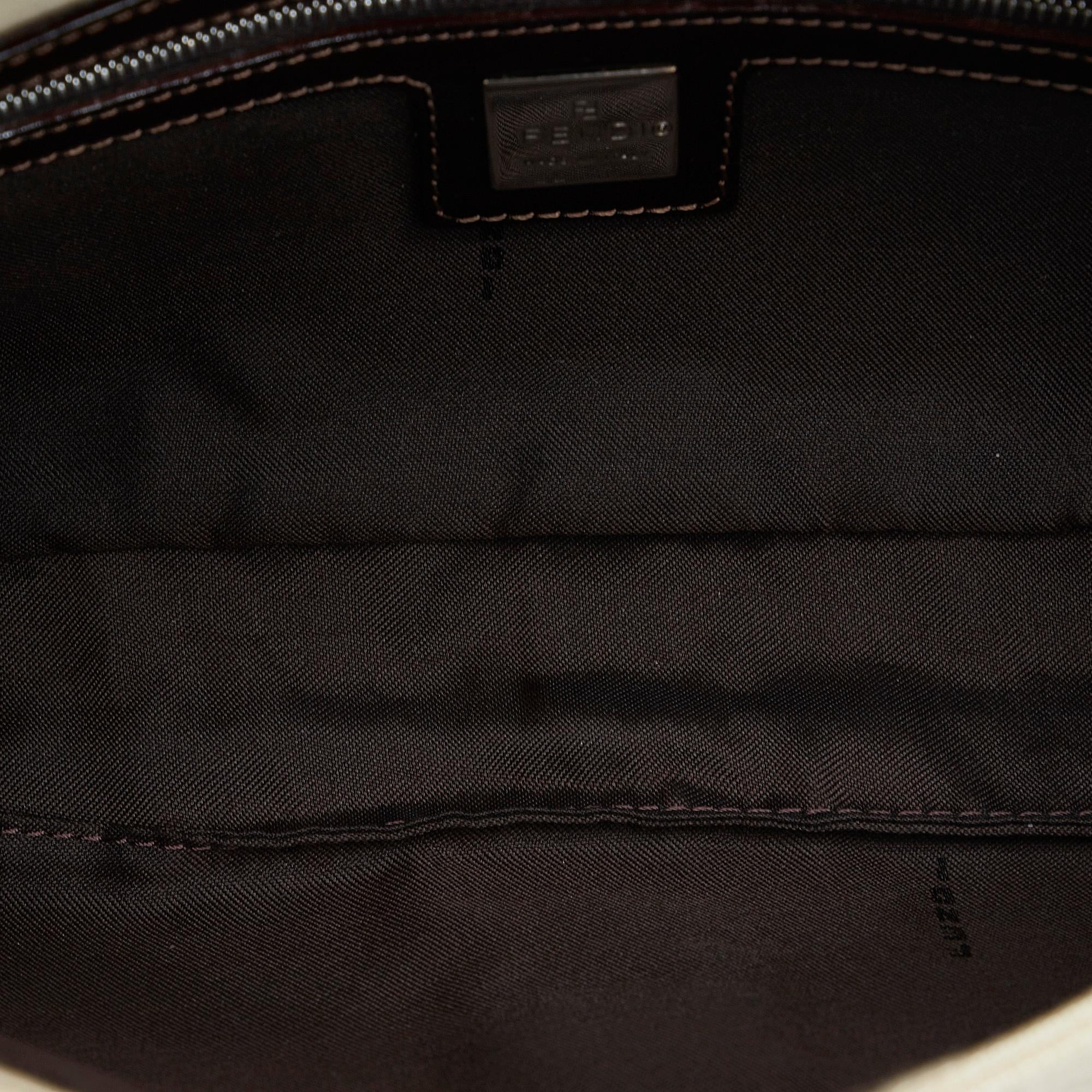 Fendi Zucca Baguette (SHG-wgKs1P)