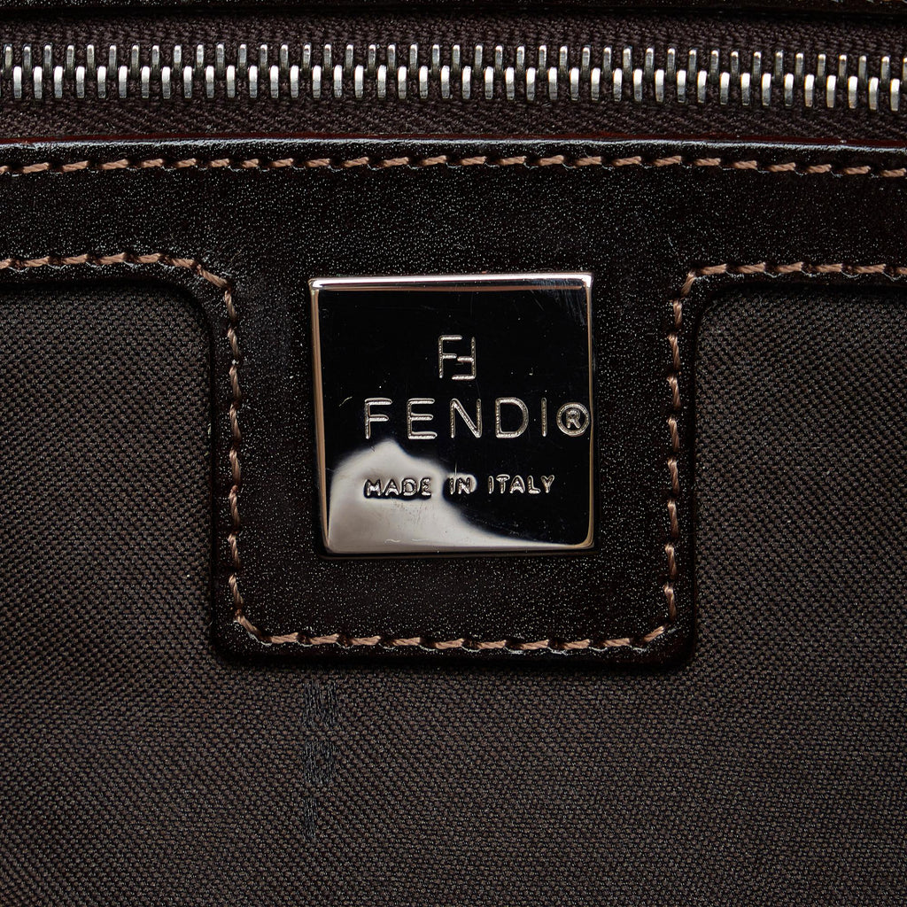 Fendi Zucca Baguette (SHG-wgKs1P)