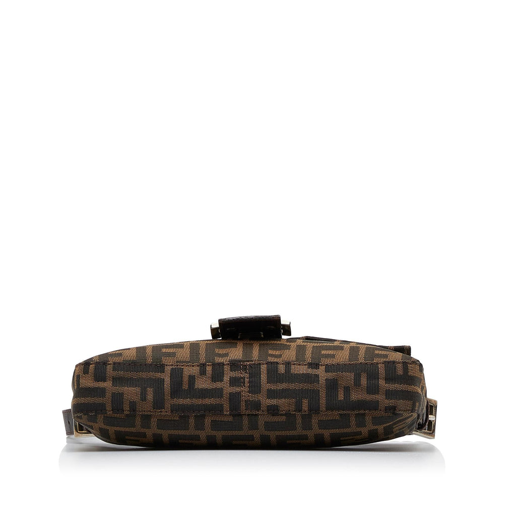 Fendi Zucca Baguette (SHG-qMEaAl)
