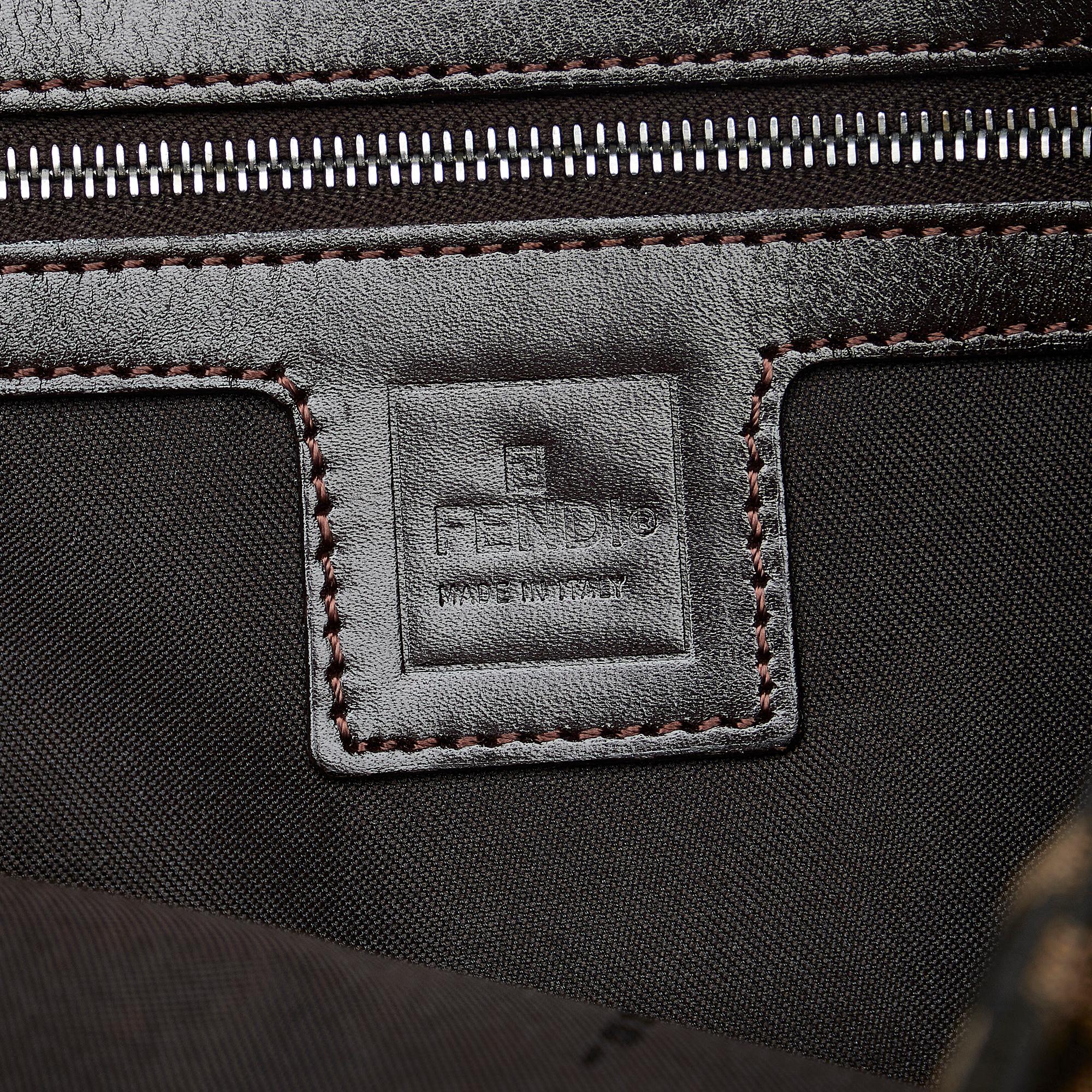 Fendi Zucca Baguette (SHG-qMEaAl)