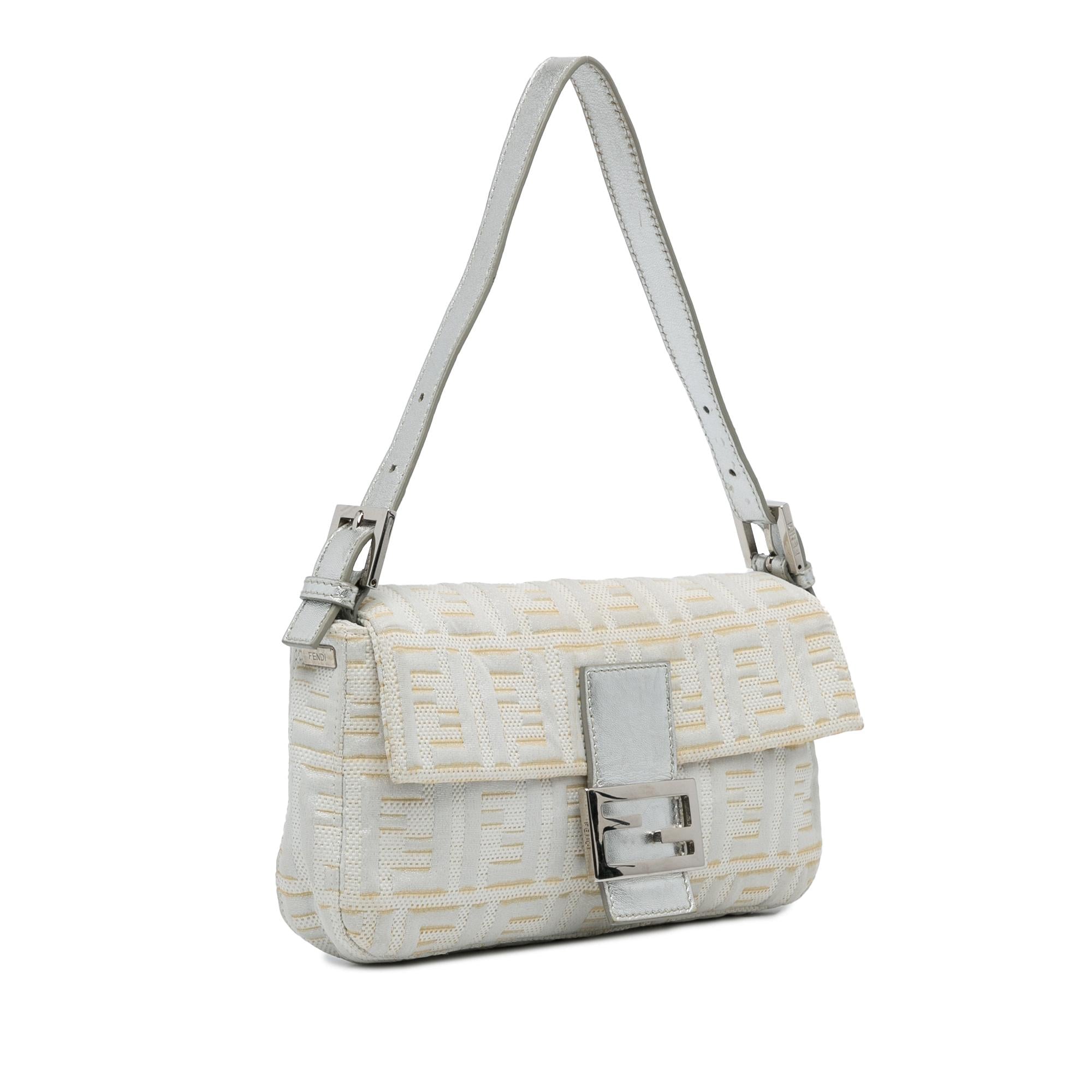 Fendi Zucca Baguette (SHG-IIcKpM)