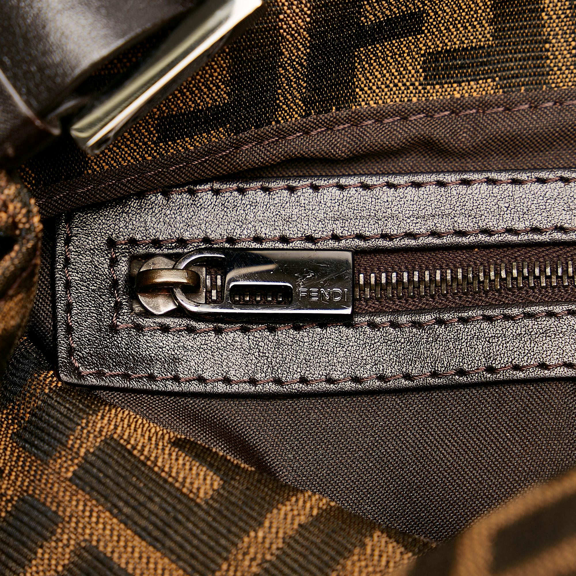 Fendi Zucca Baguette (SHG-Zf7R4y)