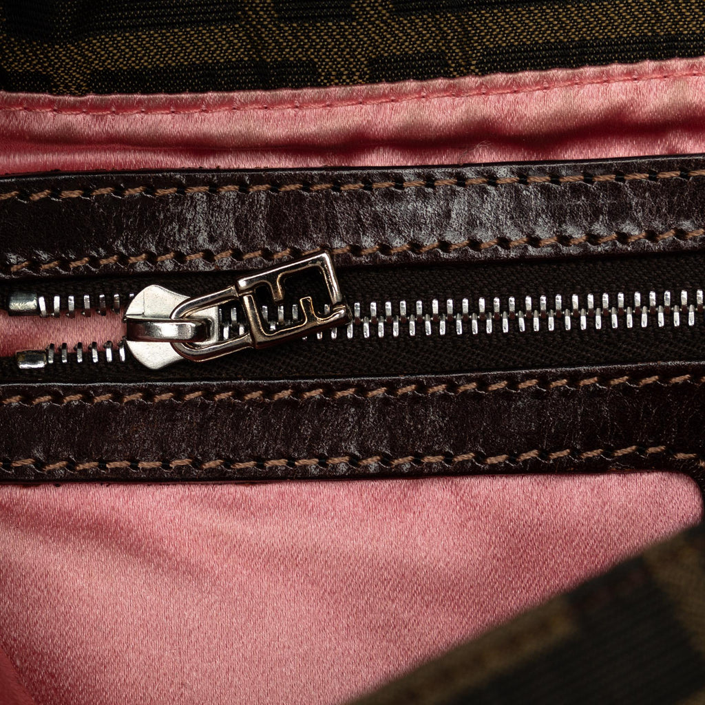 Fendi Zucca Baguette (SHG-SSplWk)