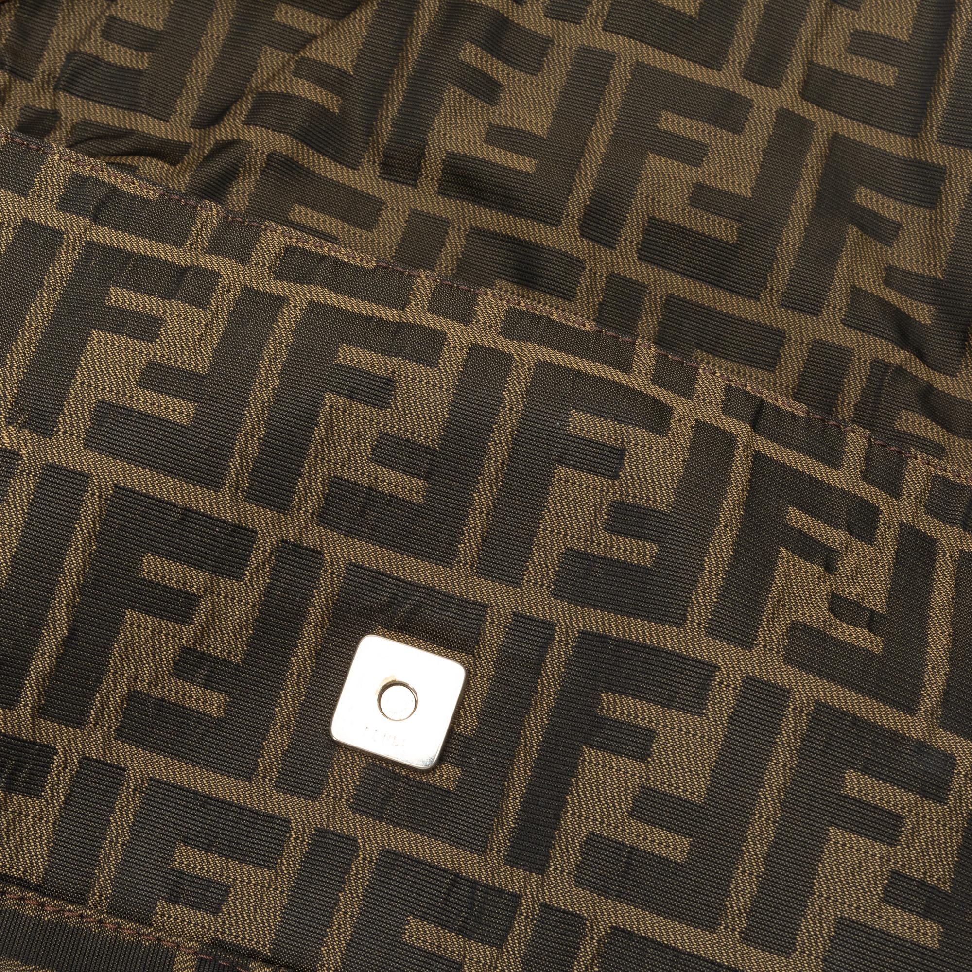 Fendi Zucca Baguette (SHG-SSplWk)
