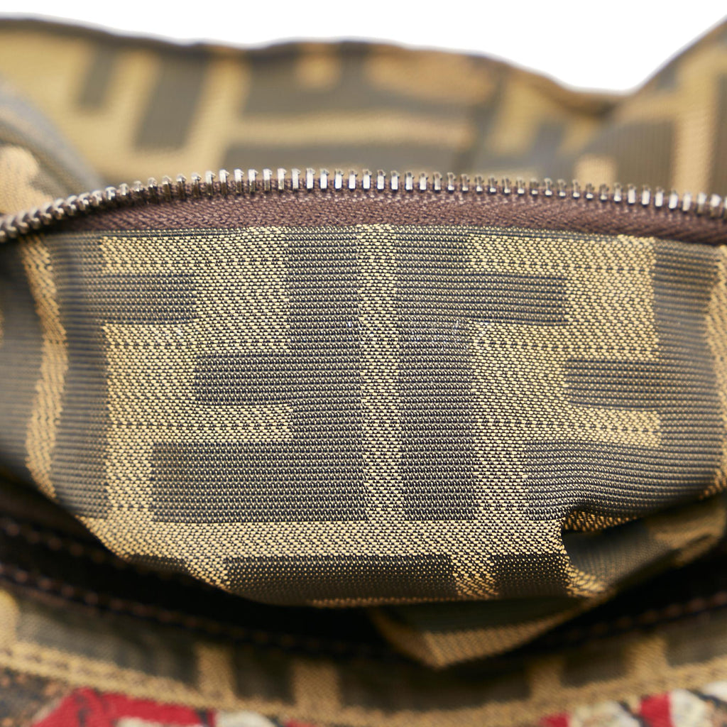 Fendi Zucca Bird Baguette (SHG-4MNS3d)