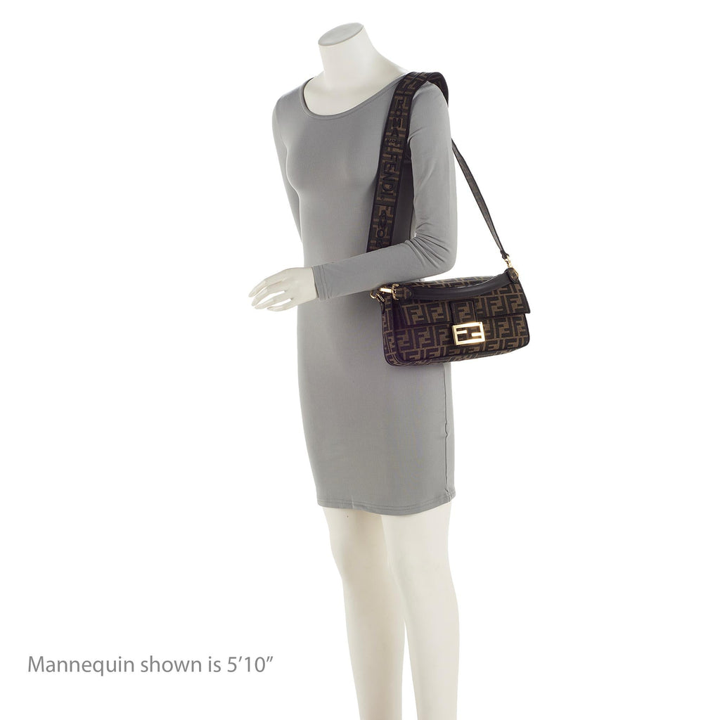 Fendi Zucca Calfskin Baguette Shoulder Bag (SHF-J0QlAm)