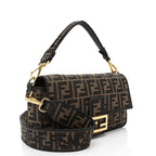Fendi Zucca Calfskin Baguette Shoulder Bag (SHF-J0QlAm)