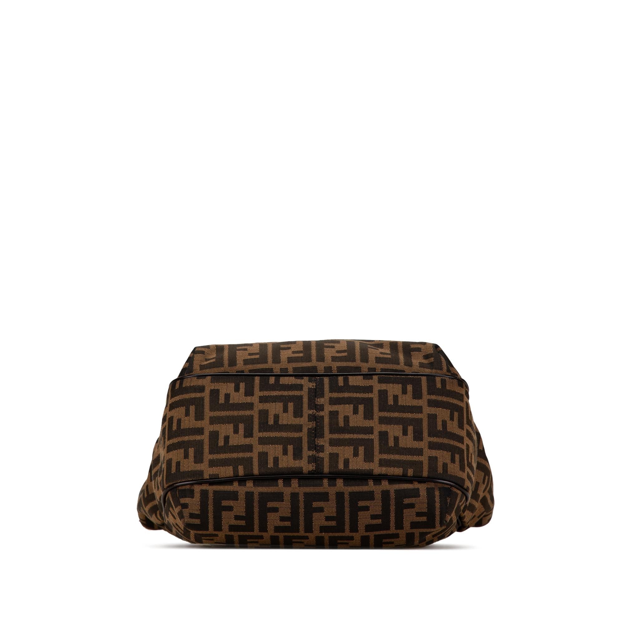 Fendi Zucca Canvas Chef Tote (SHG-6Cg0kv)