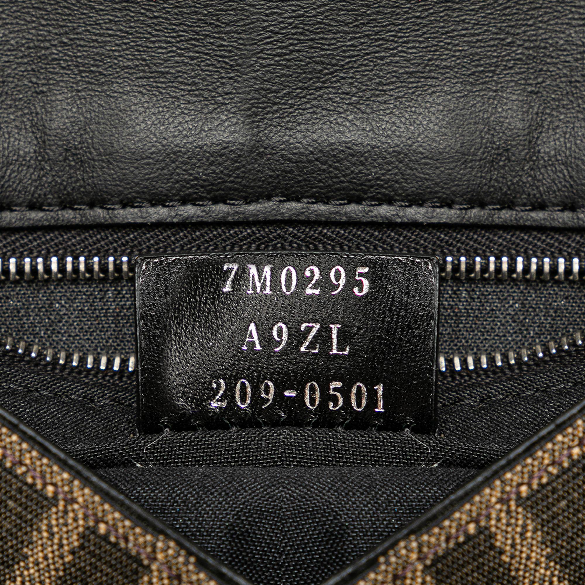 Fendi Zucca Canvas Convertible Belt Bag (SHG-jFWZlT)