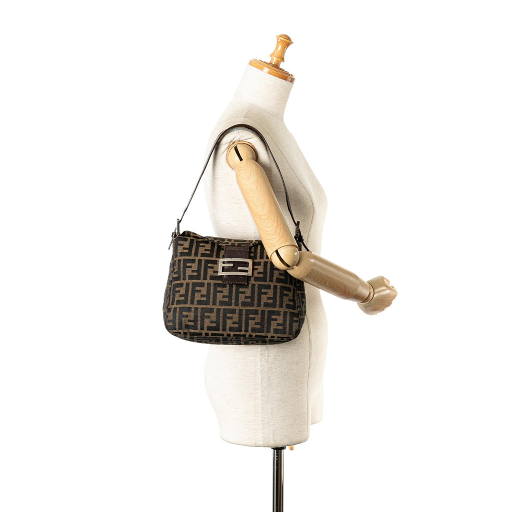 Fendi Zucca Canvas Double Flap Mamma (SHG-Bc9JXa)