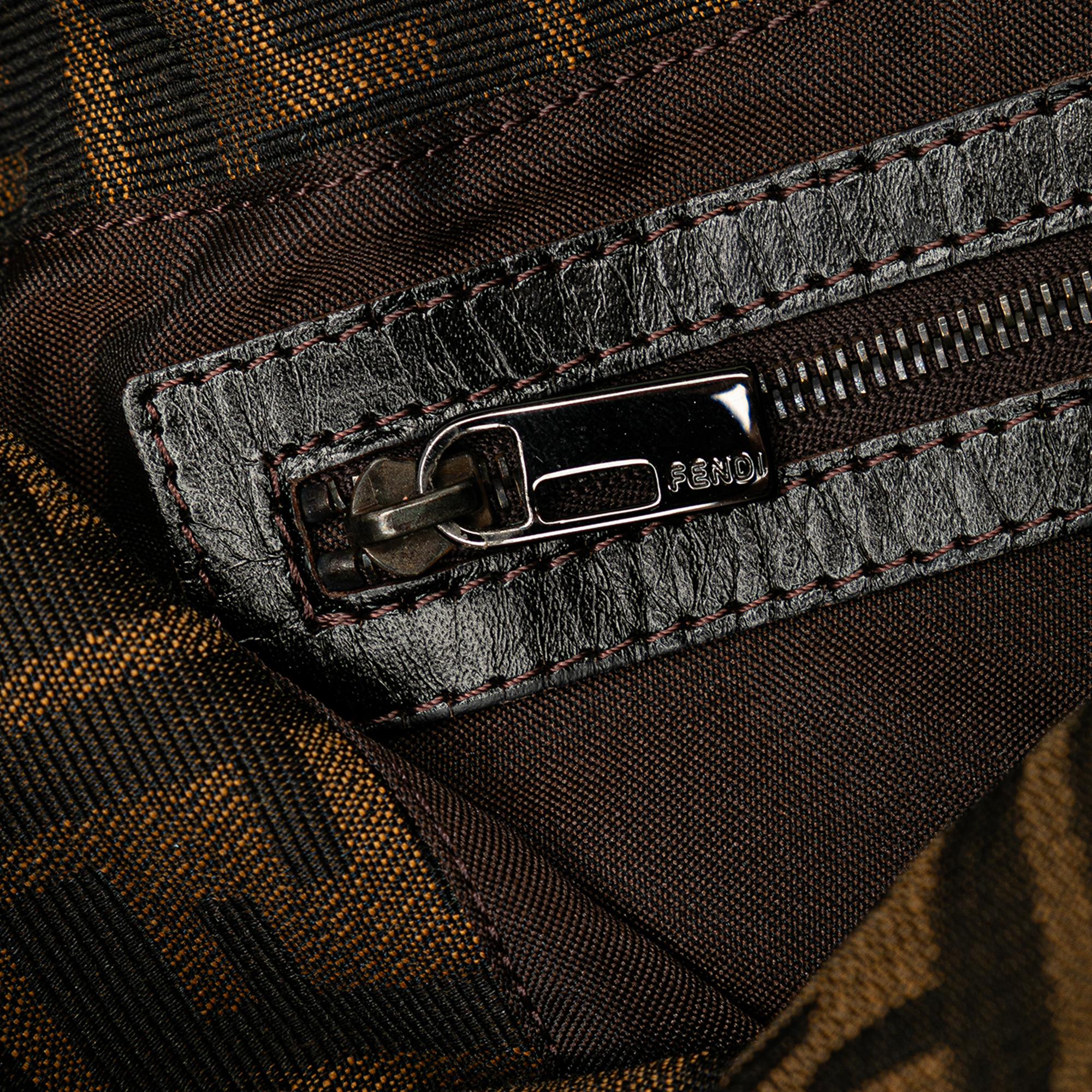 Fendi Zucca Canvas Double Flap Mamma (SHG-fbbxxj)