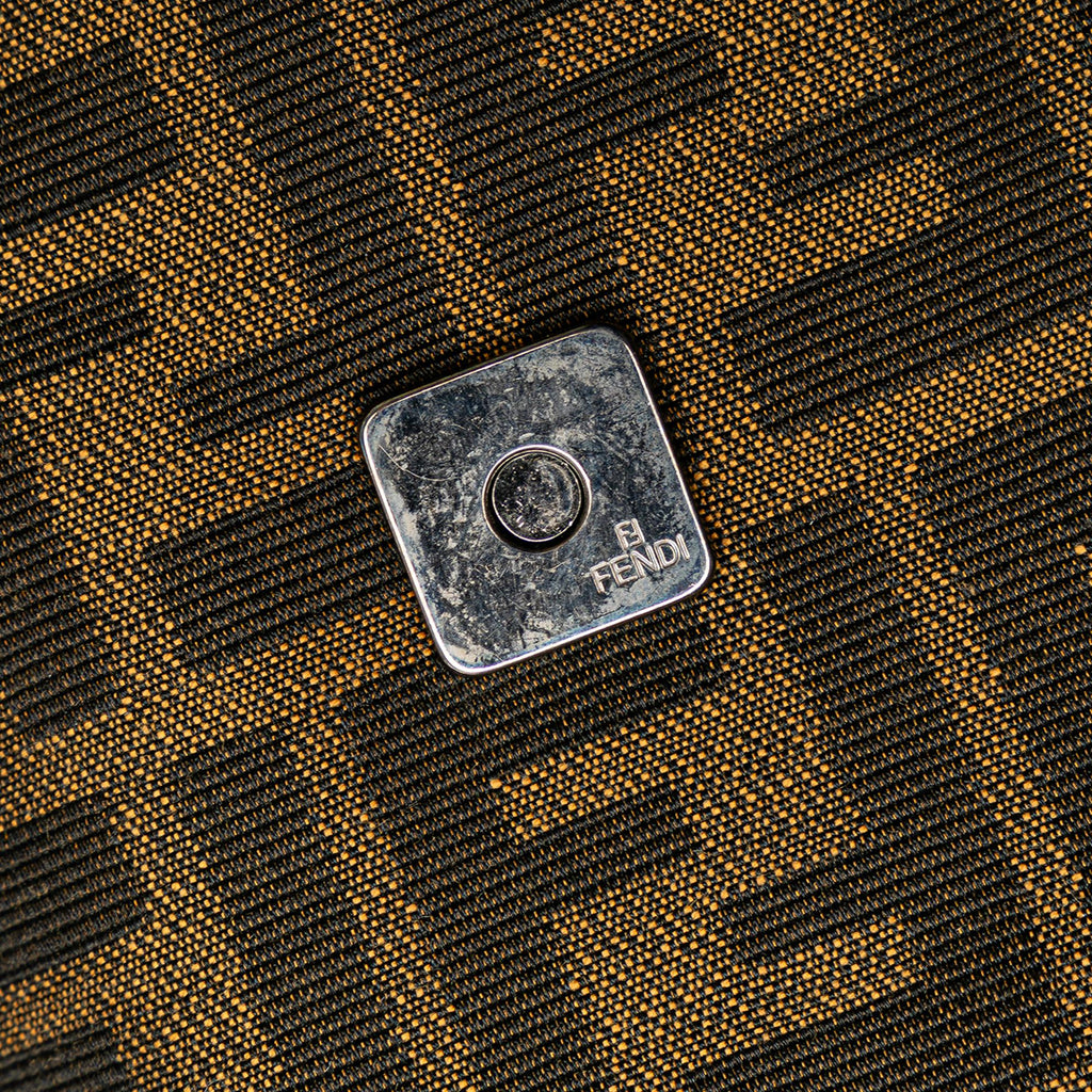 Fendi Zucca Canvas Double Flap Mamma (SHG-fbbxxj)