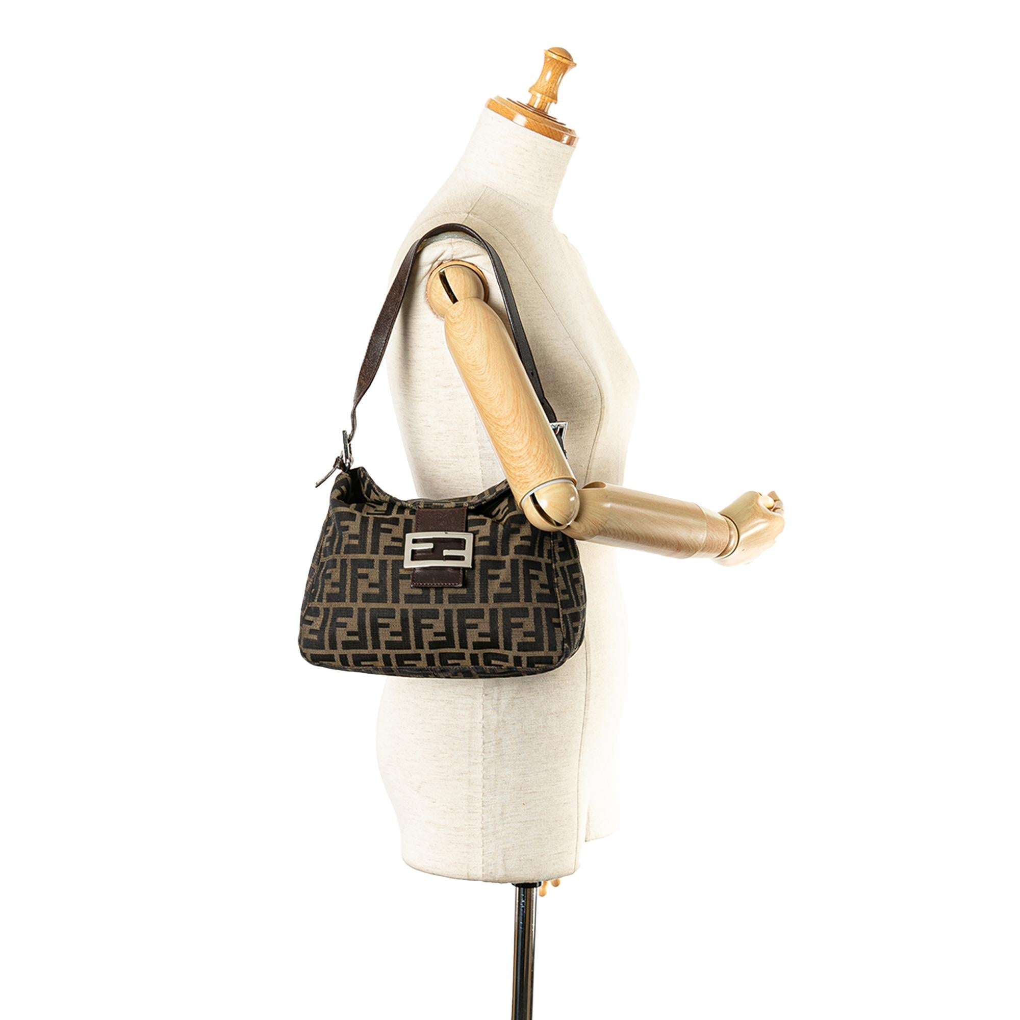 Fendi Zucca Canvas Double Flap Mamma (SHG-9hHdcP)