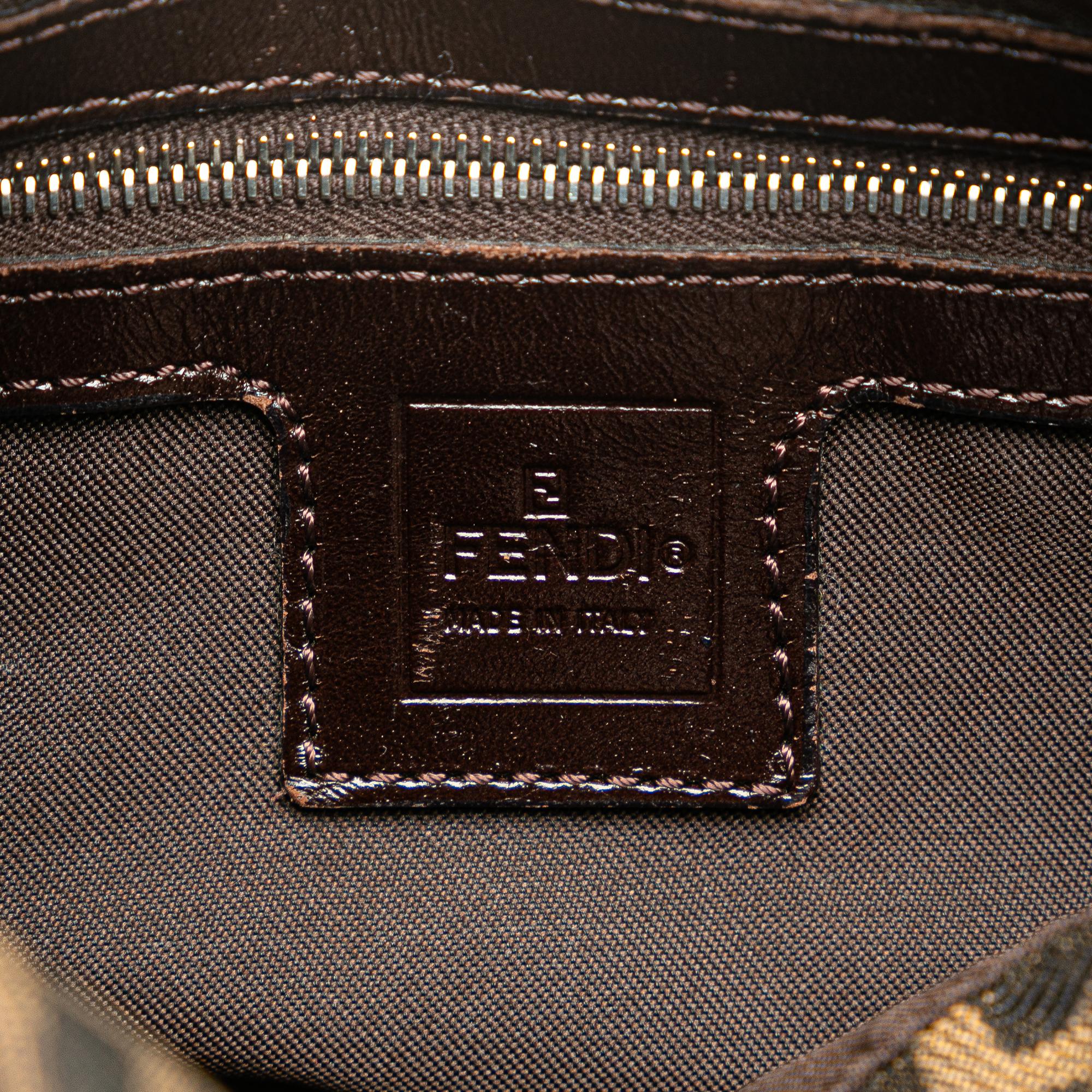 Fendi Zucca Canvas Double Flap Mamma (SHG-D31esP)