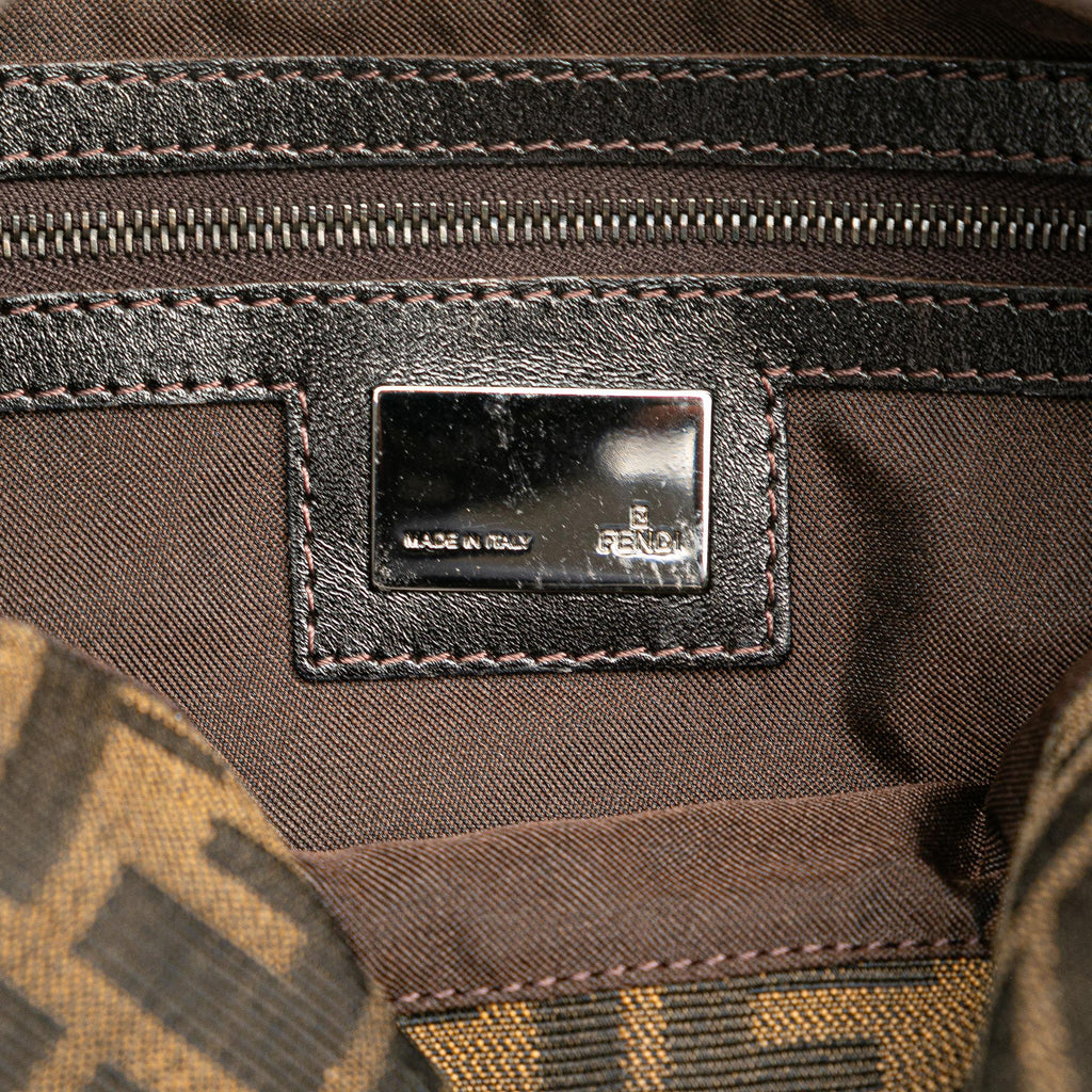 Fendi Zucca Canvas Double Flap Mamma (SHG-kJxSjW)