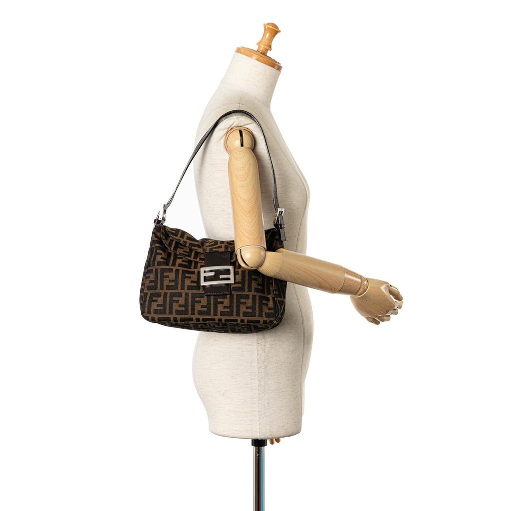 Fendi Zucca Canvas Double Flap Shoulder Bag (SHG-BZYeGl)