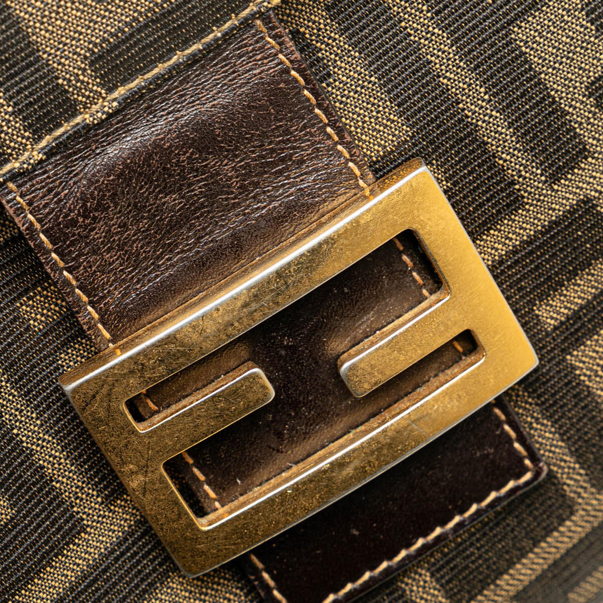 Fendi Zucca Canvas Double Flap Shoulder Bag (SHG-yawuvE)