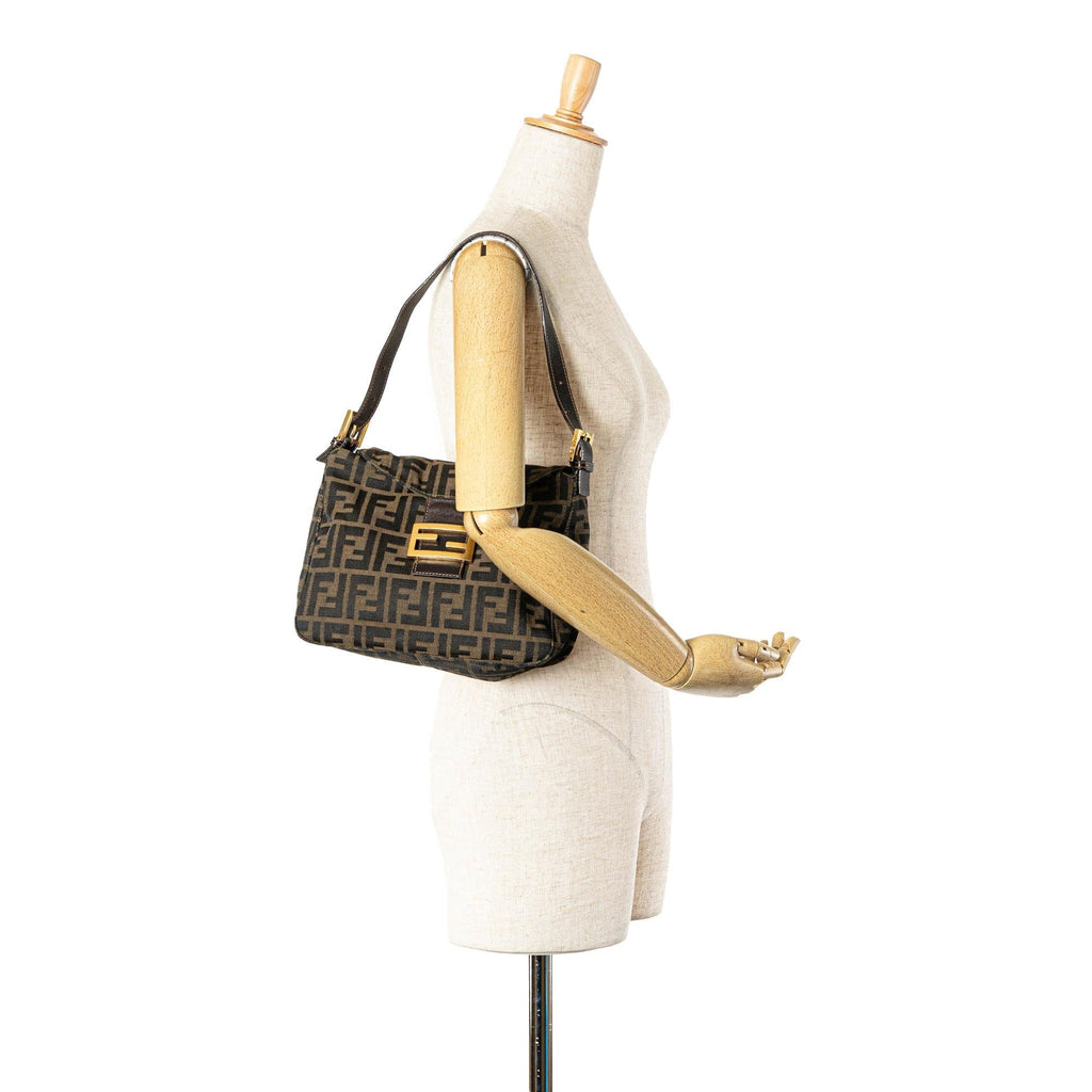 Fendi Zucca Canvas Double Flap Shoulder Bag (SHG-yawuvE)