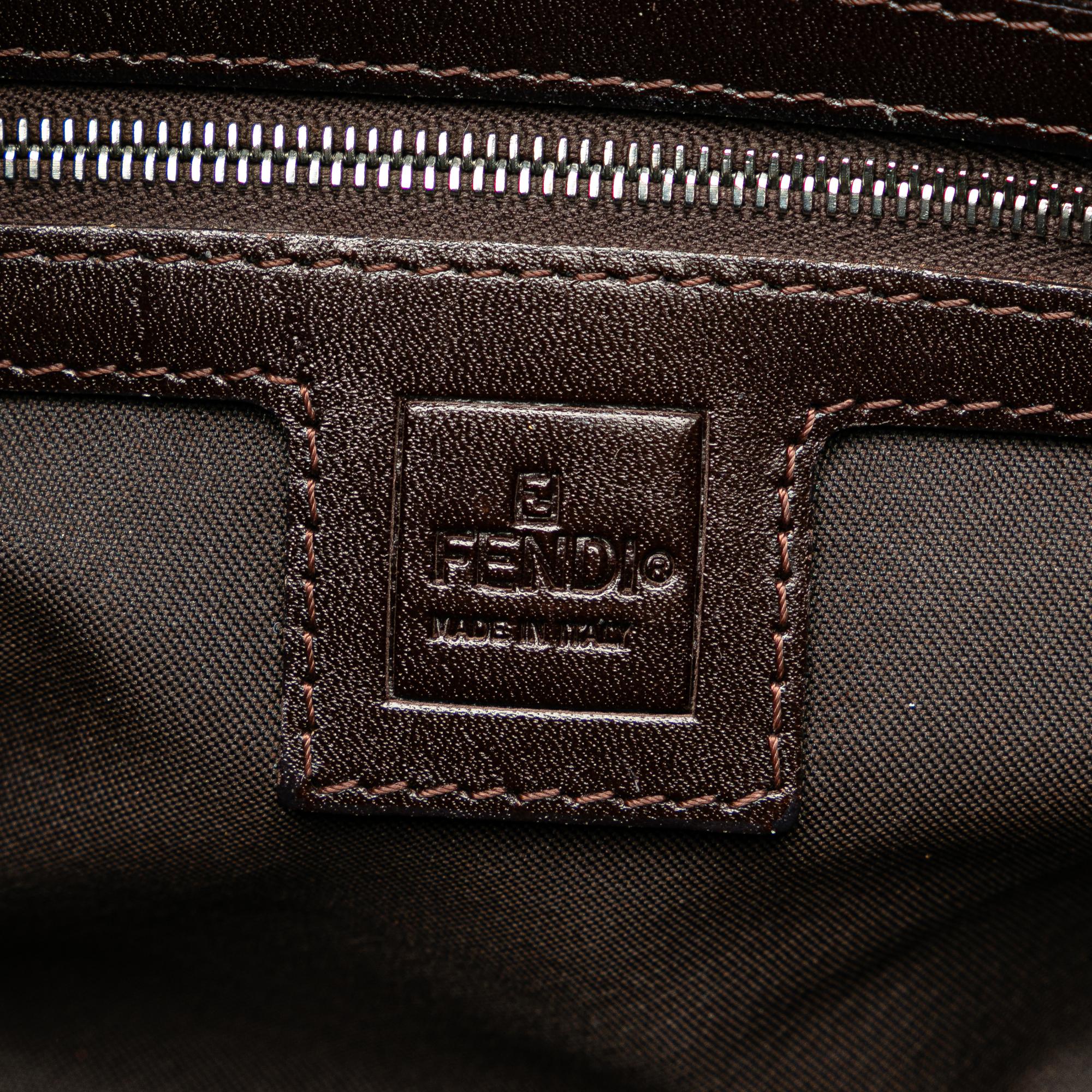 Fendi Zucca Canvas Flap Shoulder Bag (SHG-PNNTeW)