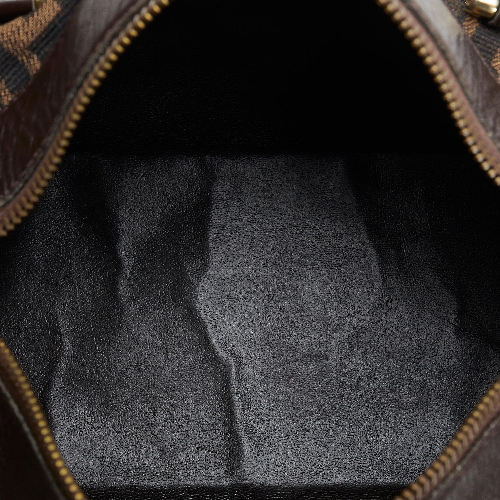 Fendi Zucca Canvas Handbag (SHG-IjGucc)