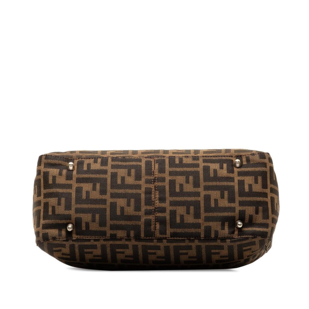 Fendi Zucca Canvas Handle Tote (SHG-yHeh88)