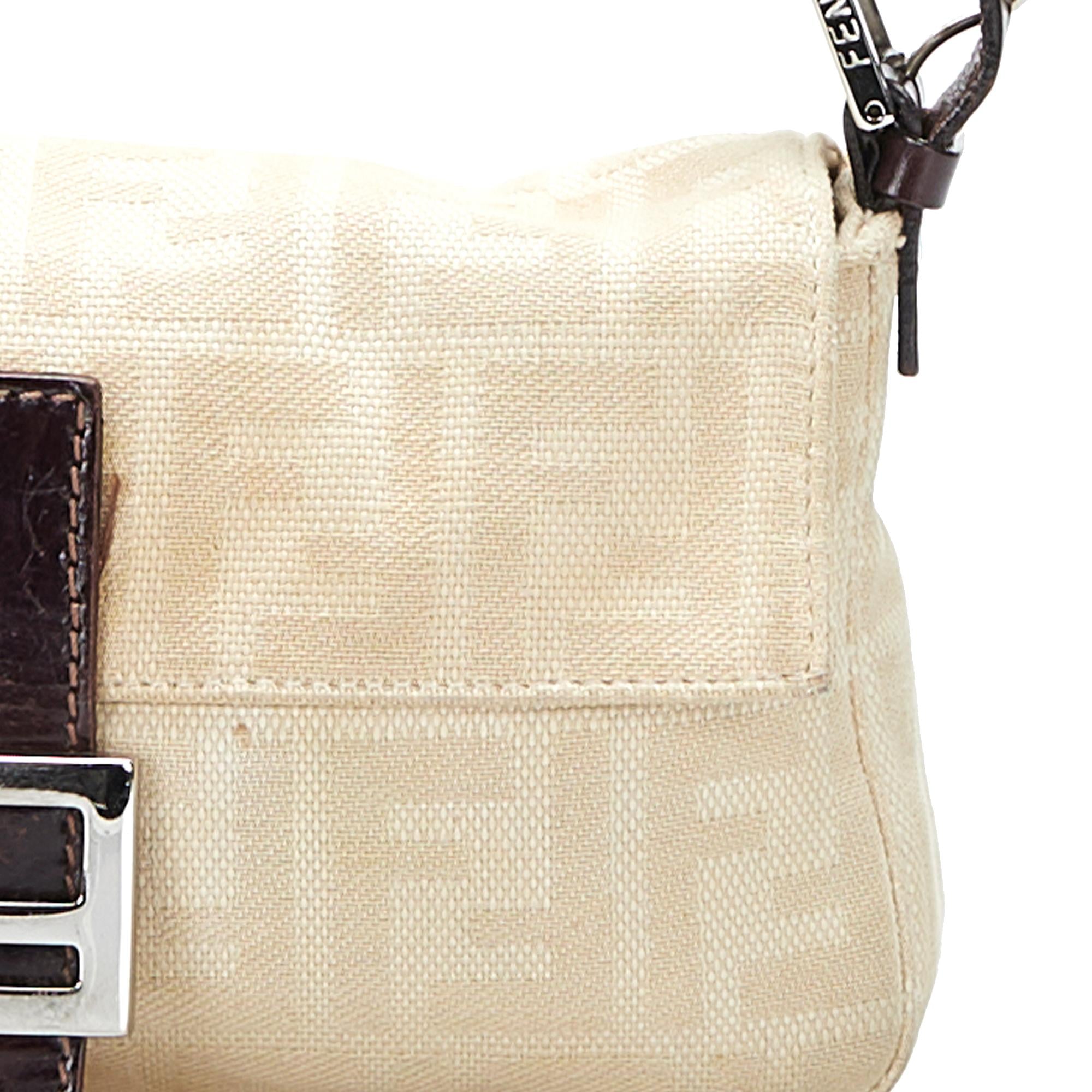 Fendi Zucca Canvas Mamma Baguette (SHG-36827)