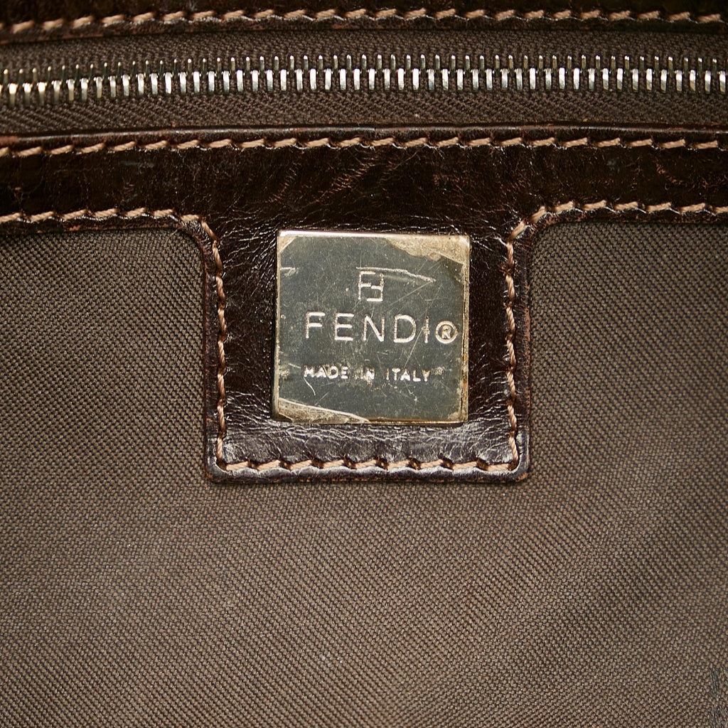 Fendi Zucca Canvas Mamma Baguette (SHG-36827)