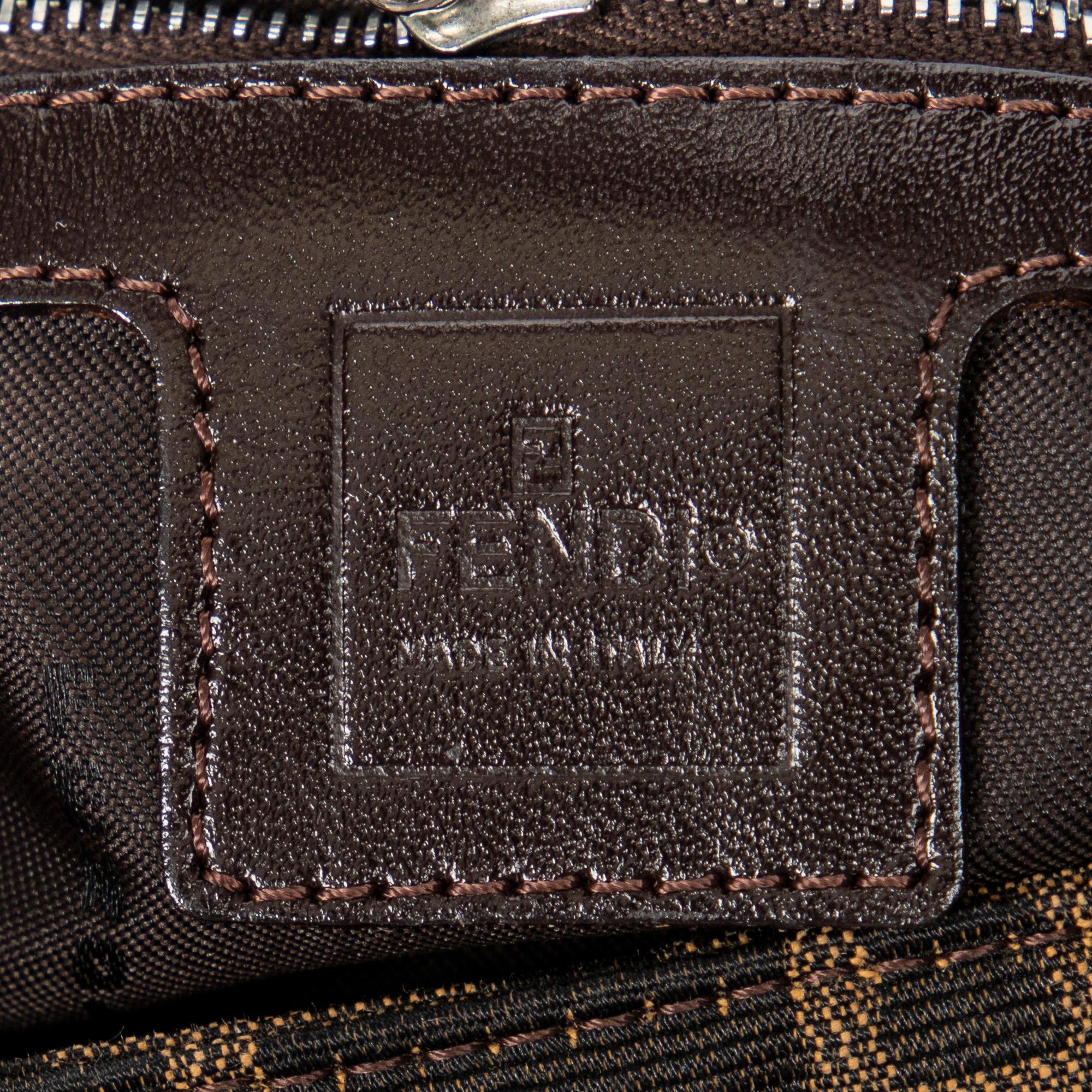 Fendi Zucca Canvas Mamma Baguette (SHG-Qg5TqV)