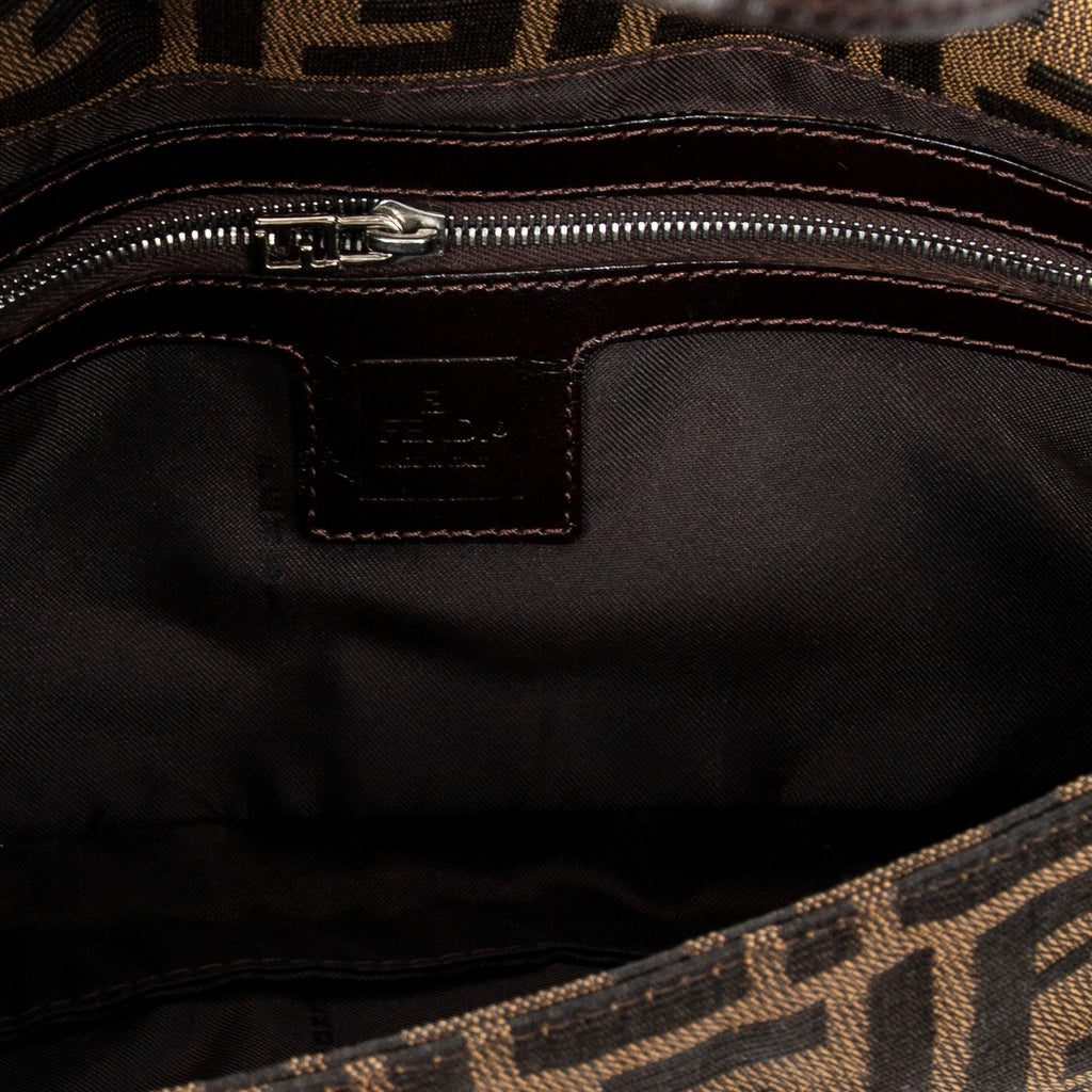 Fendi Zucca Canvas Mamma Baguette (SHG-Qg5TqV)