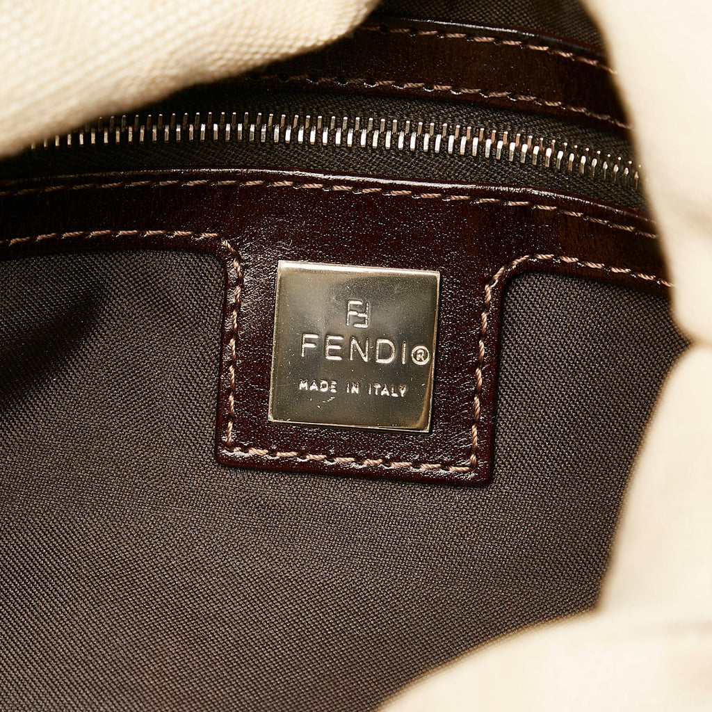 Fendi Zucca Canvas Mamma Forever (SHG-33260)