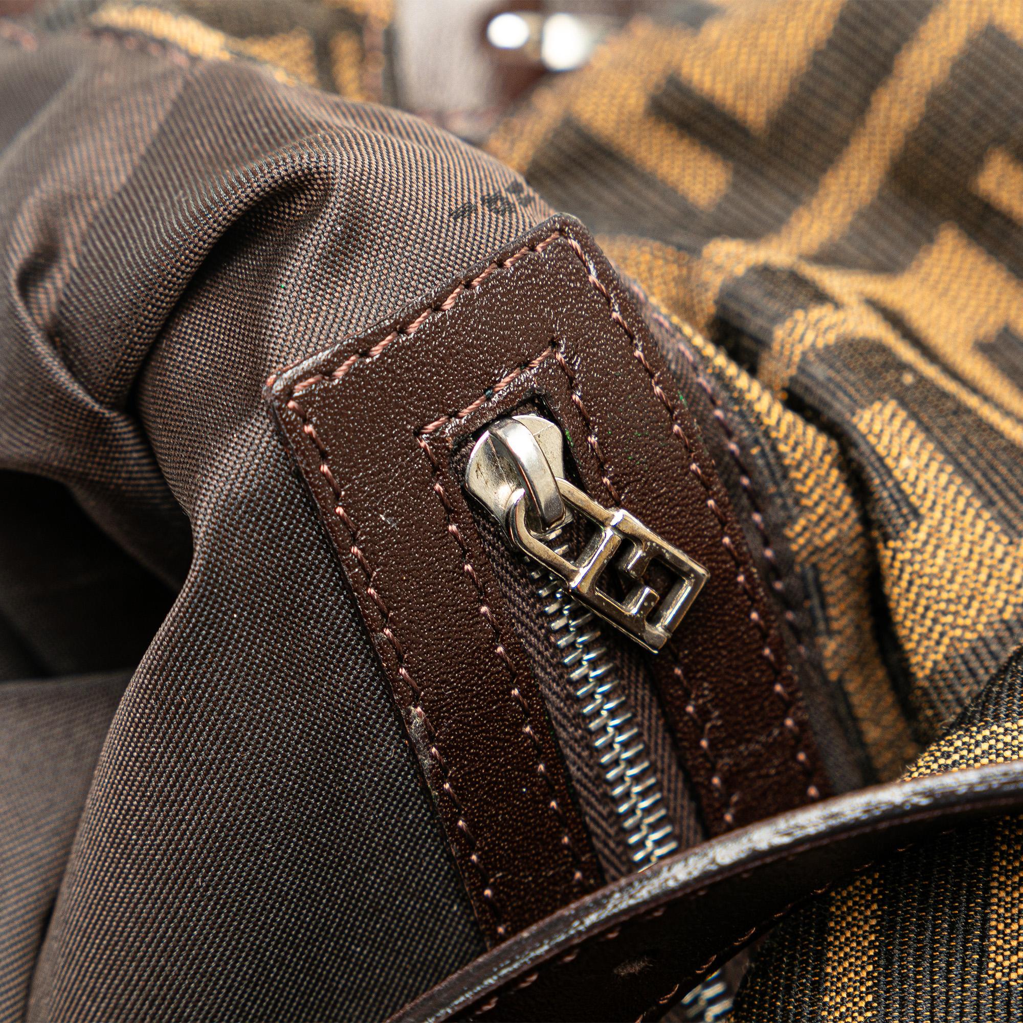 Fendi Zucca Canvas Mamma Forever (SHG-uFWutD)