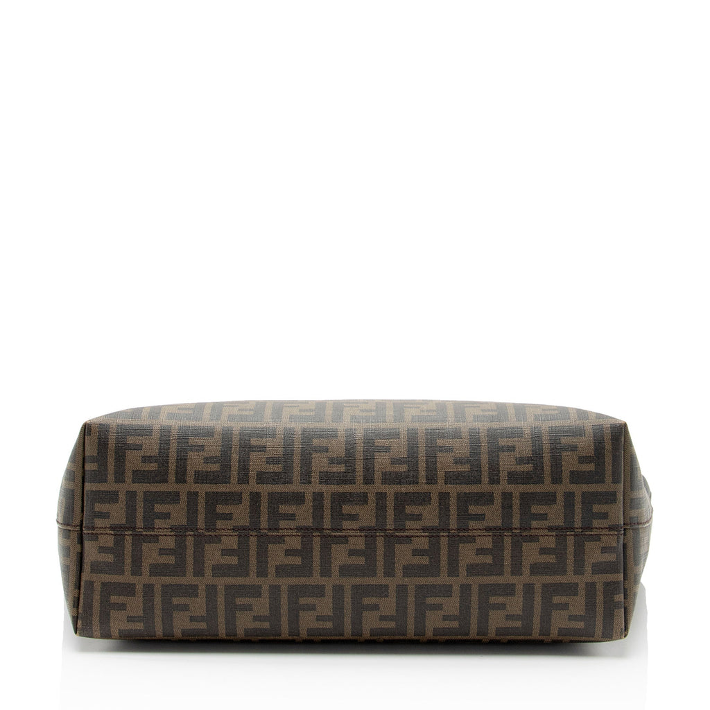 Fendi Zucca Canvas Logo Medium Roll Tote (SHF-U2XZrj)