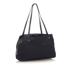 Fendi Zucca Canvas Shoulder Bag (SHG-22302)