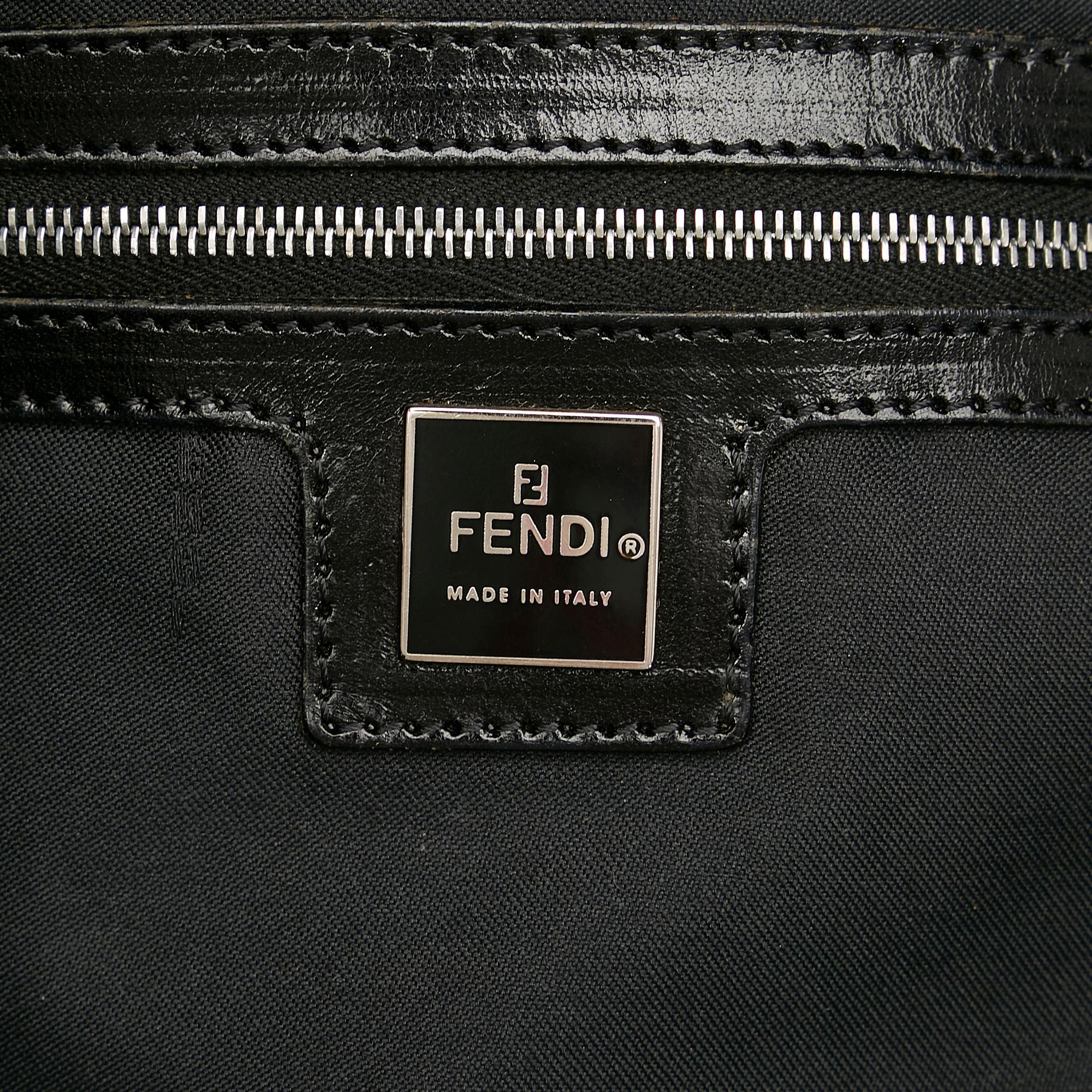 Fendi Zucca Canvas Shoulder Bag (SHG-31737)