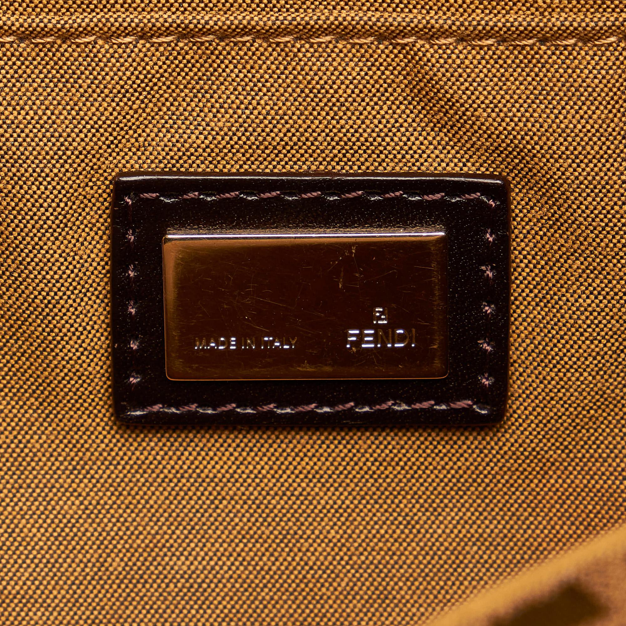 Fendi Zucca Canvas Shoulder Bag (SHG-33151)