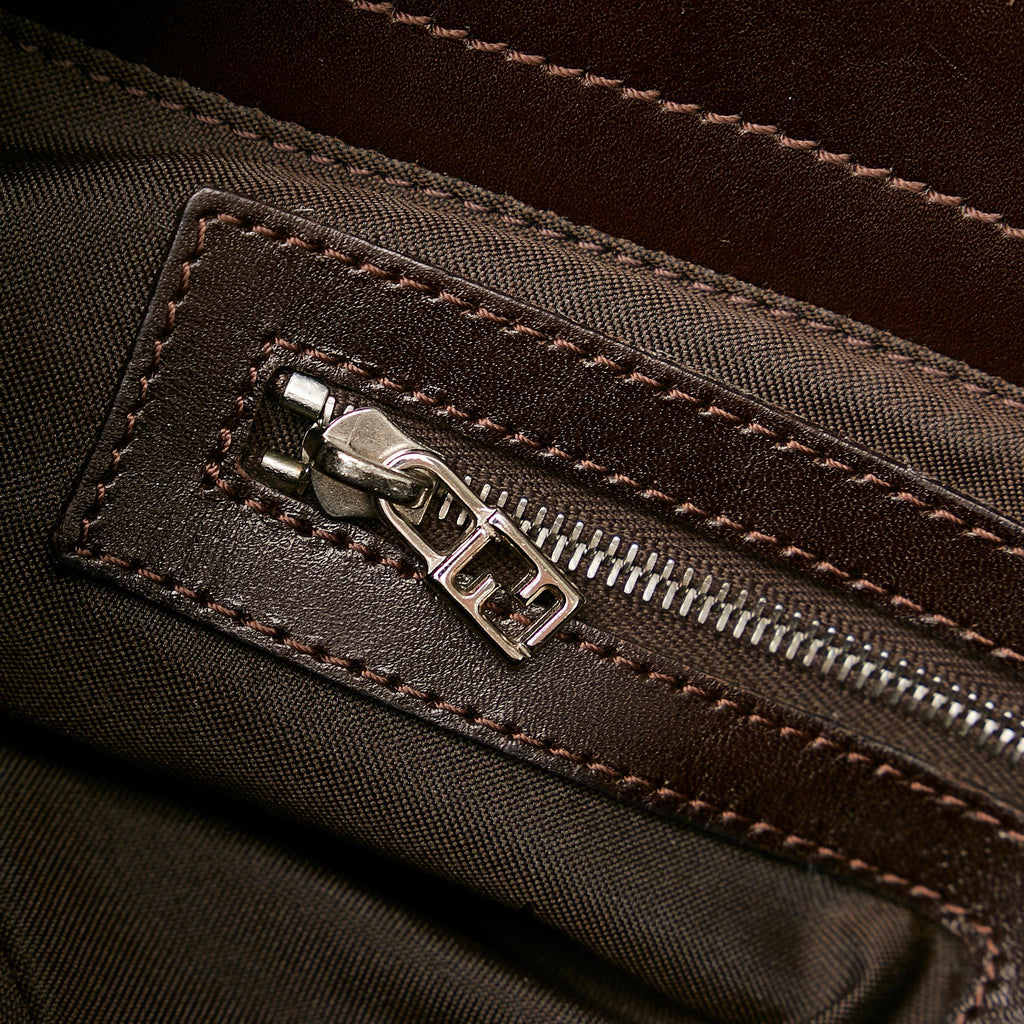 Fendi Zucca Canvas Shoulder Bag (SHG-33332)