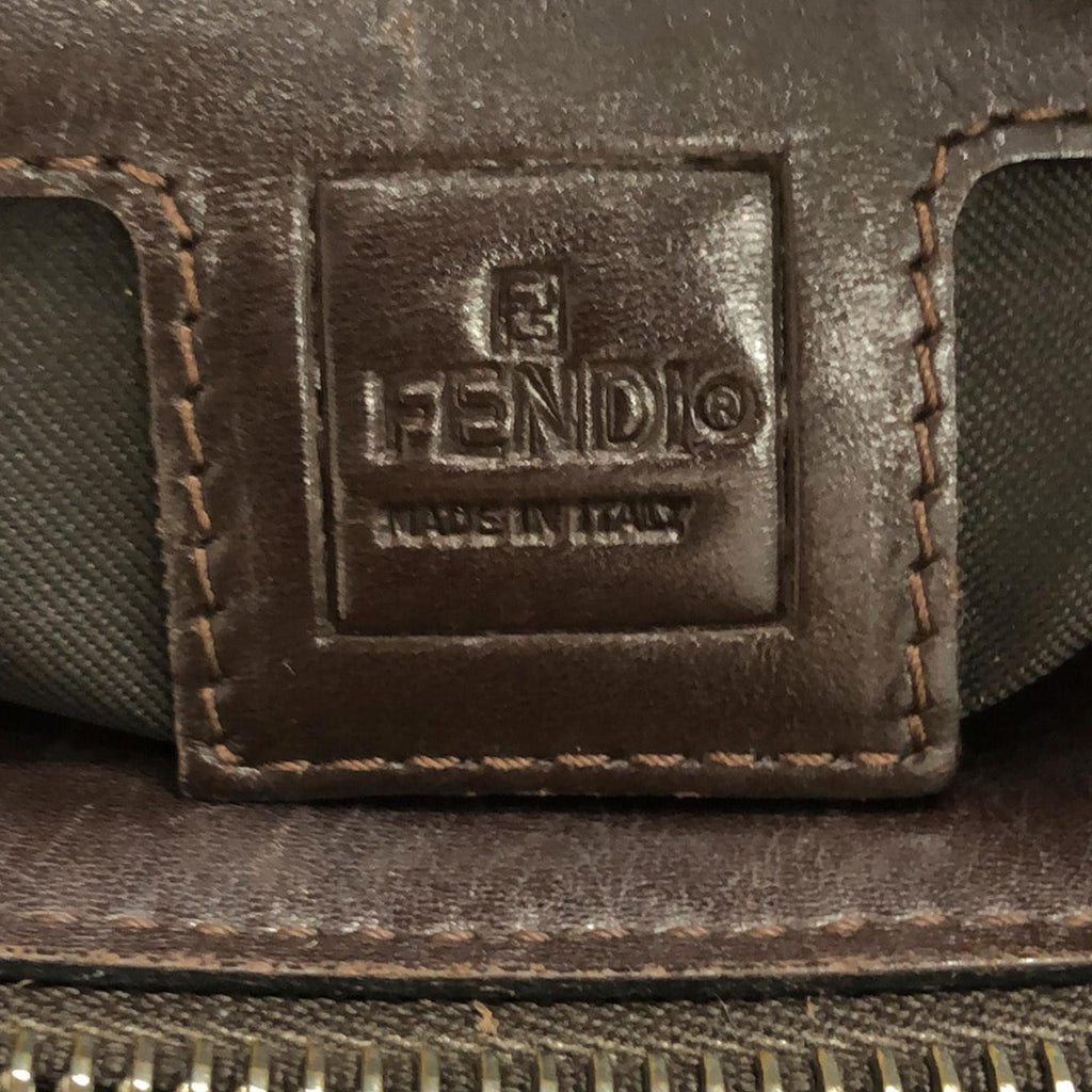 Fendi Zucca Canvas Shoulder Bag (SHG-foDLjp)