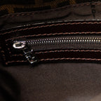 Fendi Zucca Canvas Shoulder Bag (SHG-2gkKyr)