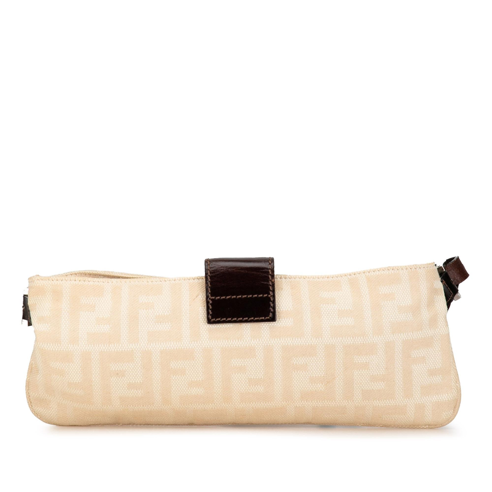 Fendi Zucca Canvas Shoulder Bag (SHG-7IObf1)